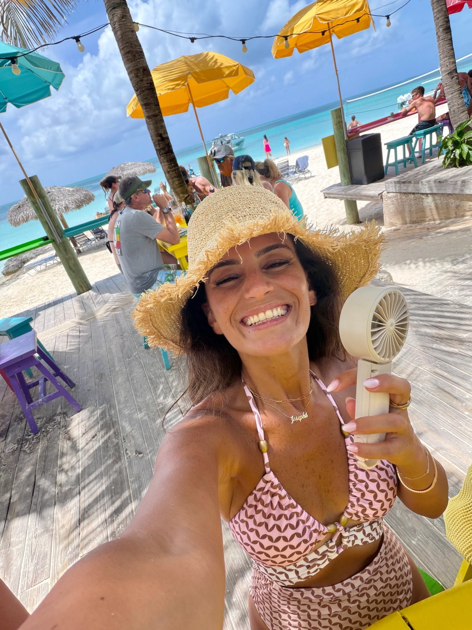 Travel fan

#LTKSaleAlert #LTKOver40 #LTKTravel