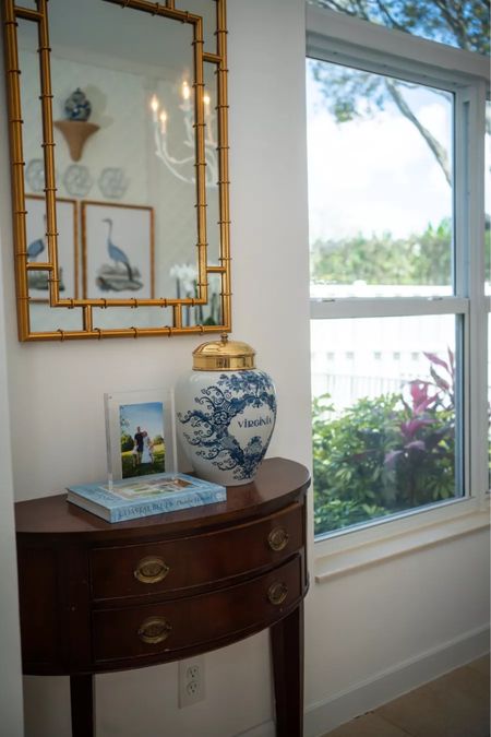 Love this gold mirror. Grandmillennial home, coastal style, coastal home, classic style

#LTKHome