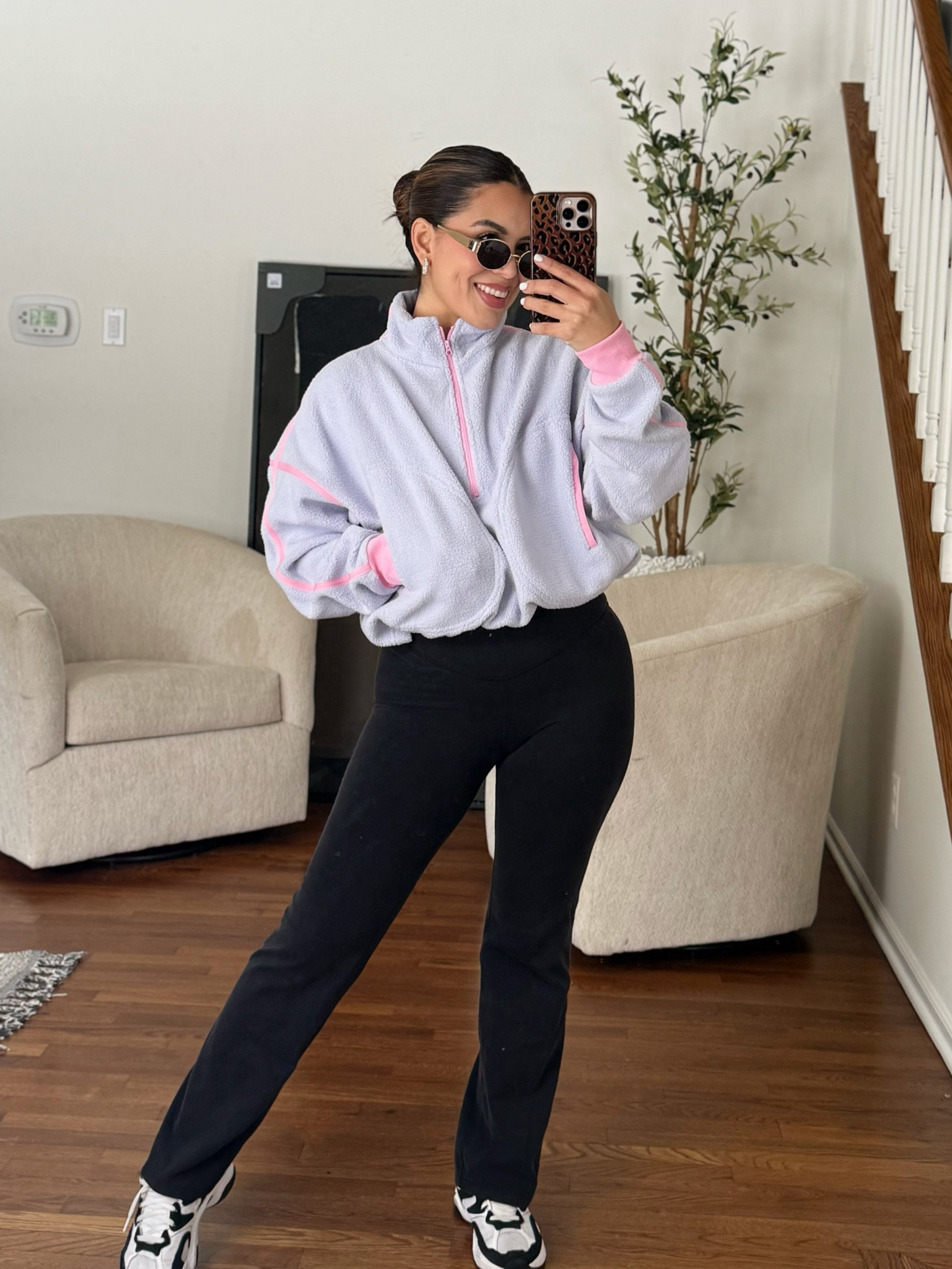 Friday OOTD and my favorite fleece of the season💞

#LTKPetite #LTKOver40 #LTKgrwm