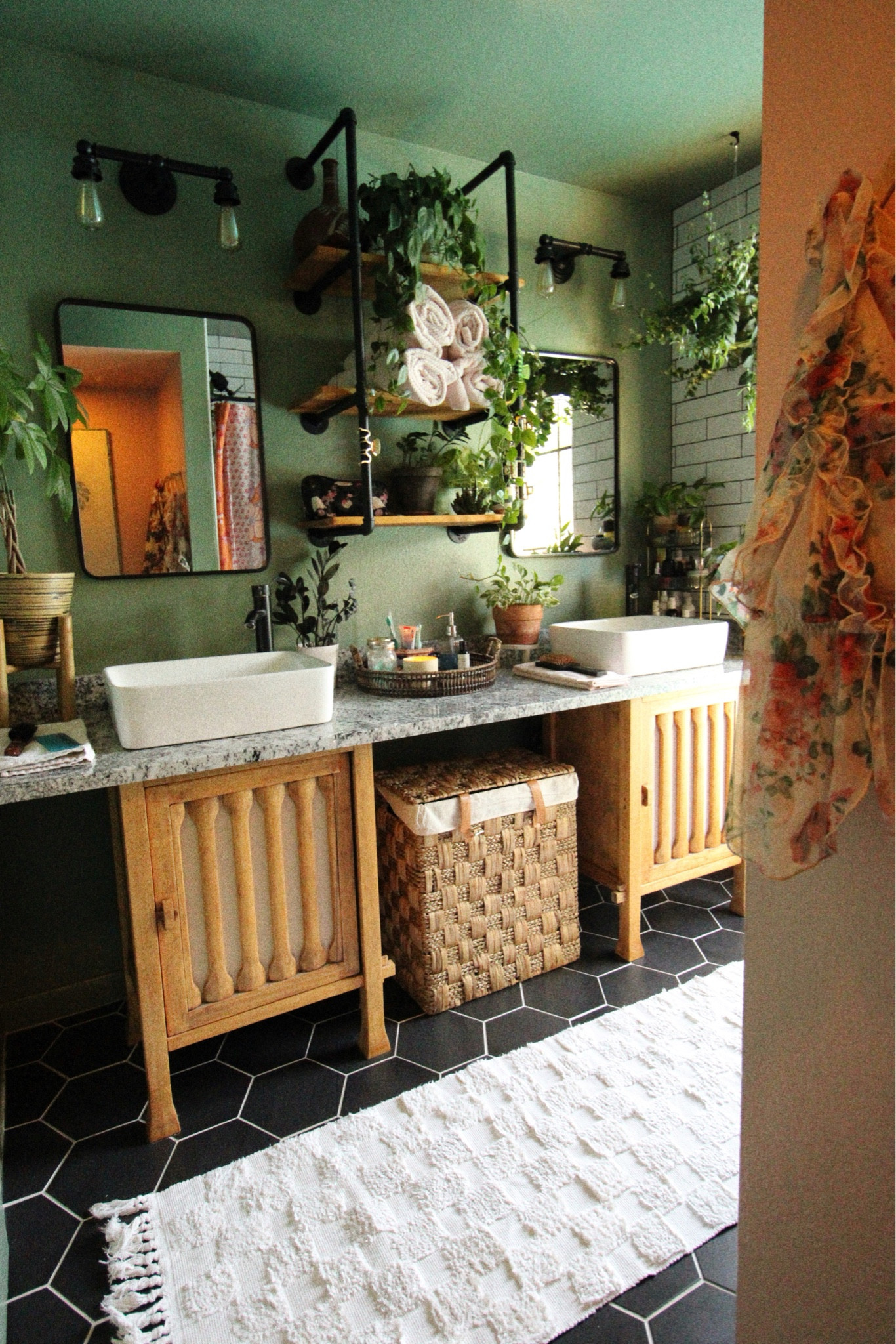 Adding some of my At Home finds for the bathroom here! 💕🫶🏼

#LTKFindsUnder50 #LTKHome #LTKFindsUnder100