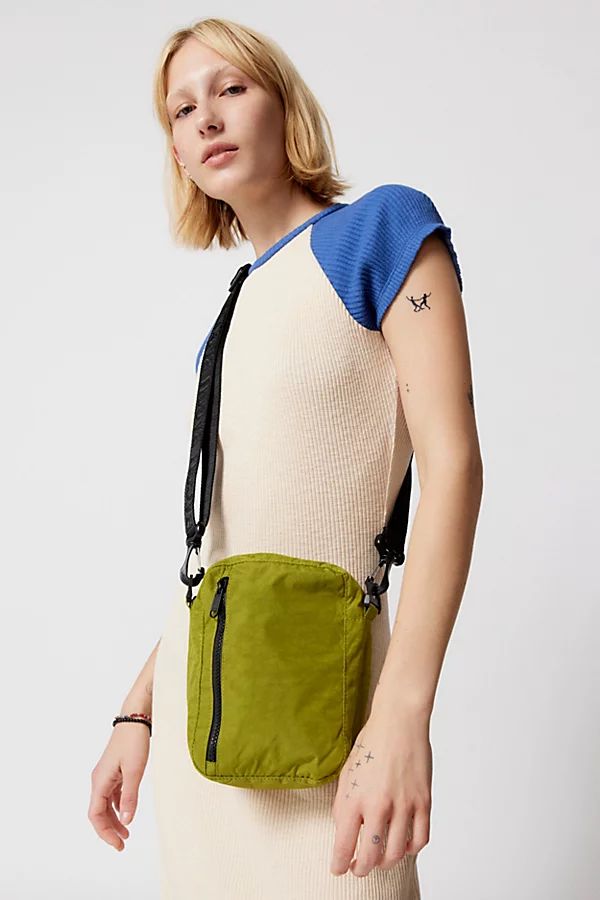 BAGGU Sport Crossbody Bag | Urban Outfitters (US and RoW)