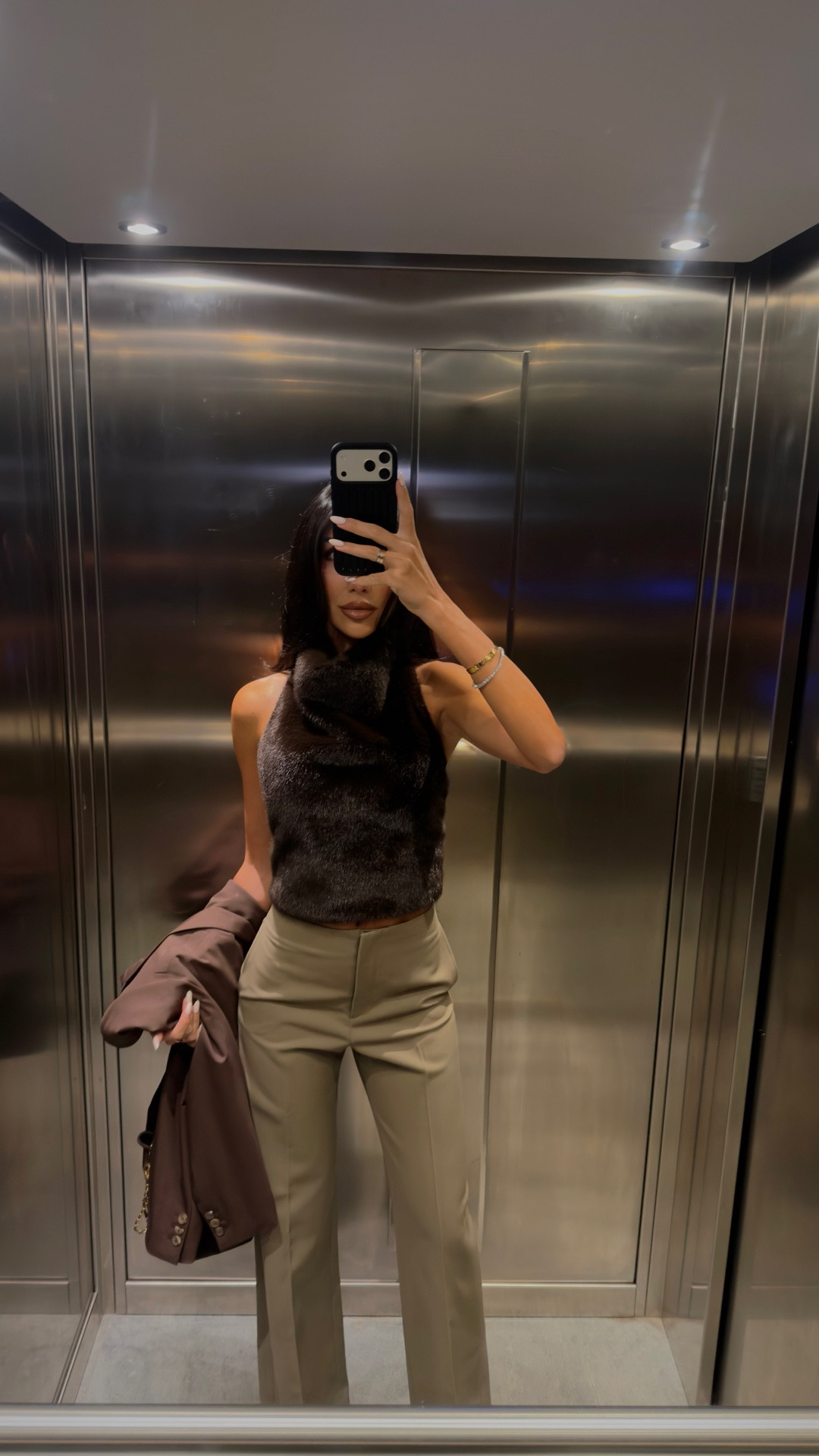 Such a cool top! Kept me so warm also. I’m wearing an xs

#LTKmodest #LTKautumn #LTKstyletip