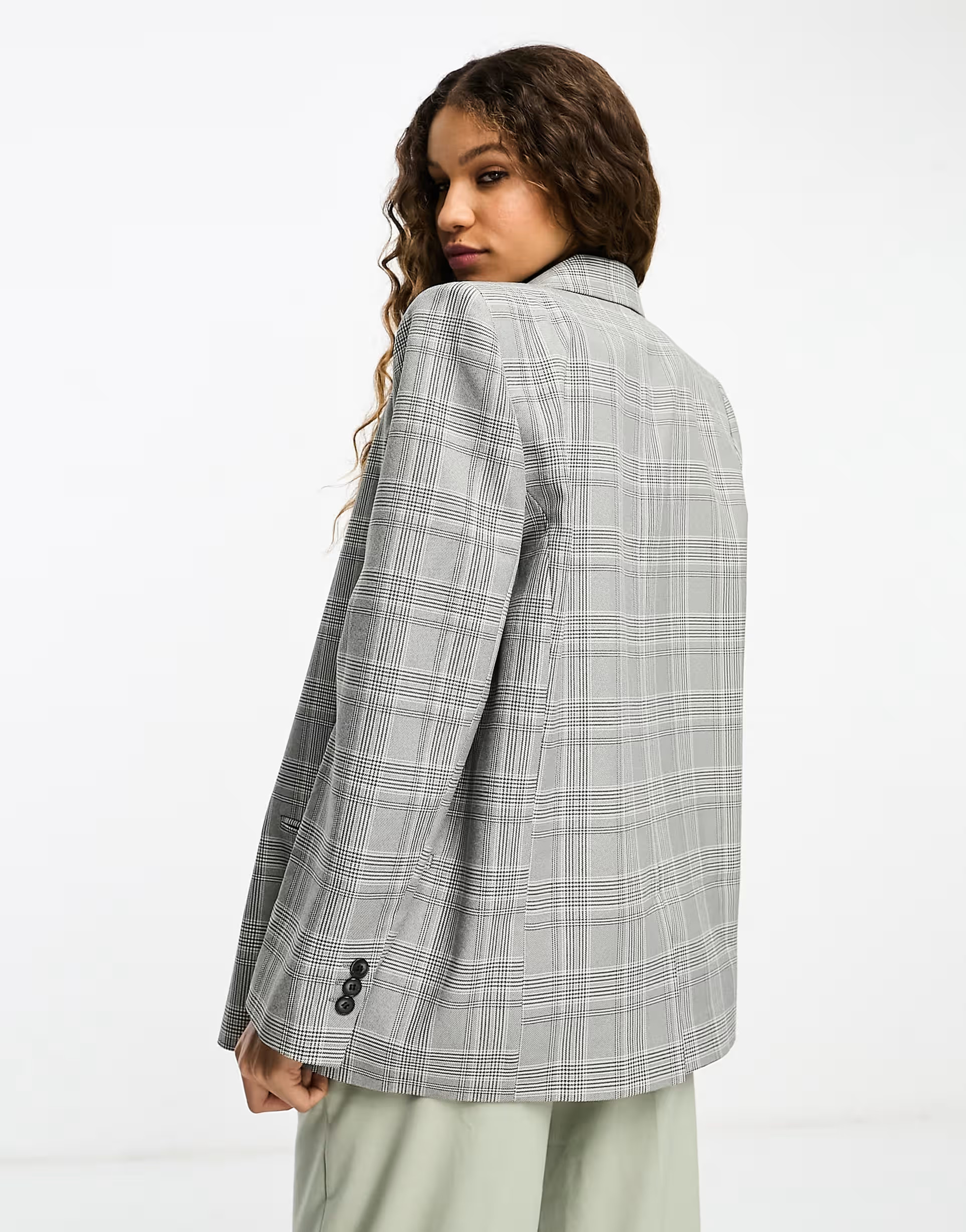 ASOS DESIGN exaggerated shoulder boxy blazer in mono check | ASOS (Global)