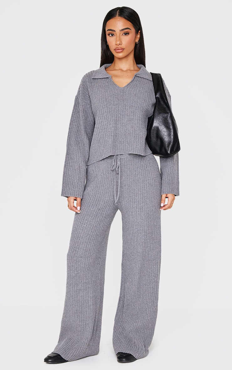 Petite Charcoal Knitted Pants | PrettyLittleThing US