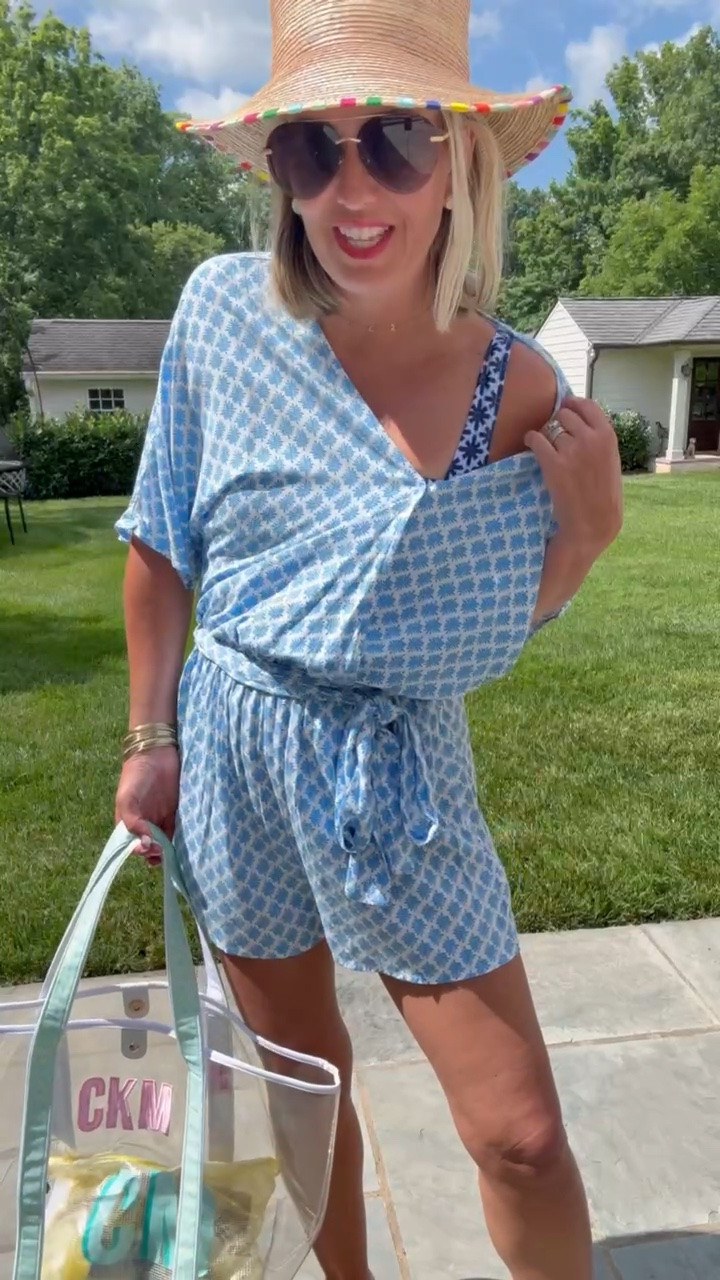 Yall I’m in love with Cupshe already!! The most adorable romper and swimsuit!


Swimsuit - small
Romper - xs
Sandals - 7/8 
Hat - m/l
Codes: 
Sunshine Tienda - mixandmatch
Allie + Bess - Catherine20
Sprinkled with Pink - Catherine10

#LTKdayinmylife #LTKmomlife #LTKSeasonal