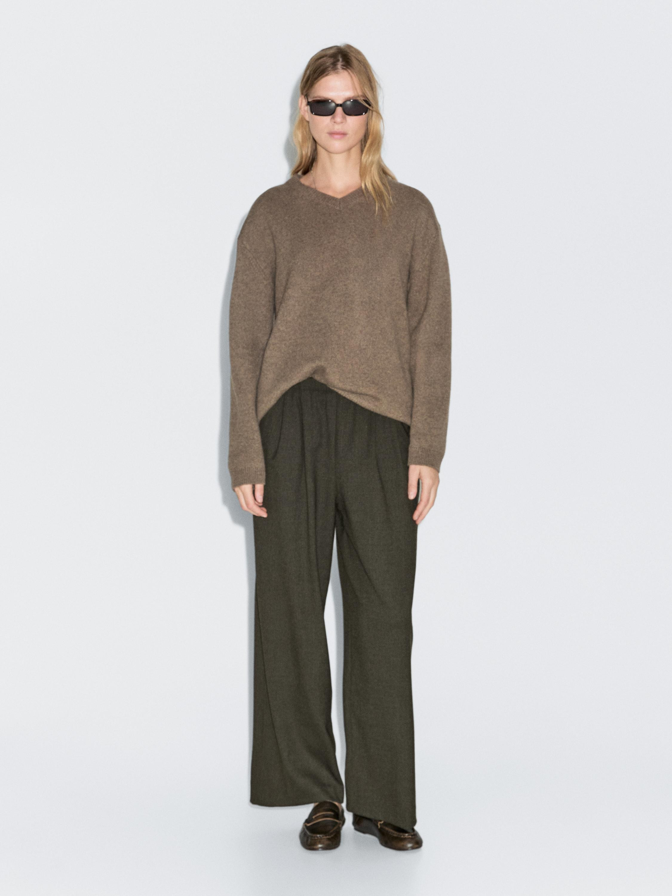 Wide-leg trousers with darts and elasticated waistband | Massimo Dutti UK