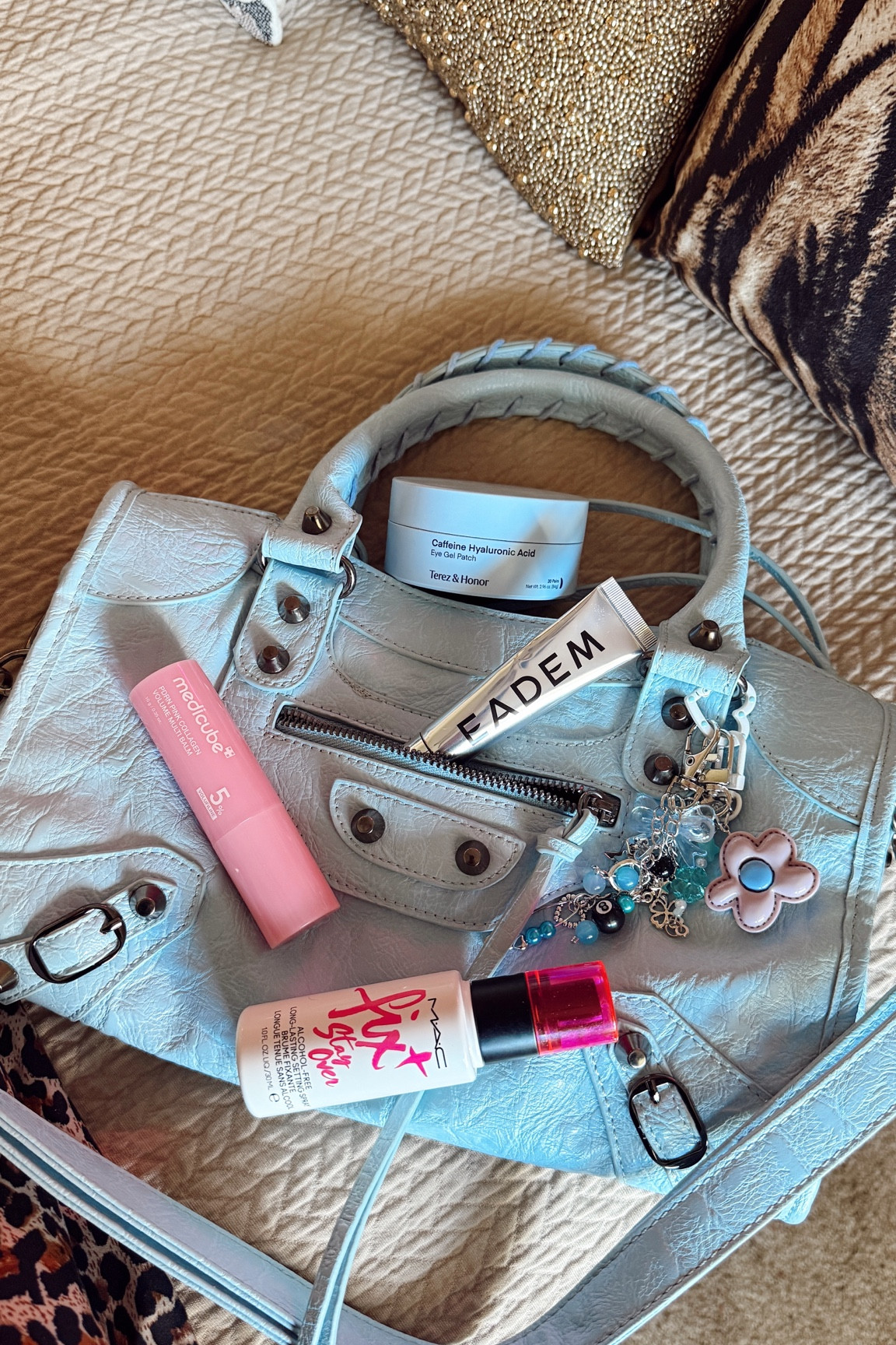 April favs!!!!!!
- medicibe balm: temporary botox - TRUST ME. 
- mac setting spray: there is a reason pro hmu artists use this!!! I habe tried sooo many setting sprays but for some reason this is only one that works on me!
- terez and honor: my fav eye patches that come in a tin! Melt into your skin and like how much product it has. 
- eadem - a random sephora sale buy that ended up being a holy grail item for me - it is soooo good and the shade sukura shaved ice is perfect everyday/neutral  

#LTKSeasonal #LTKBeauty #LTKSaleAlert