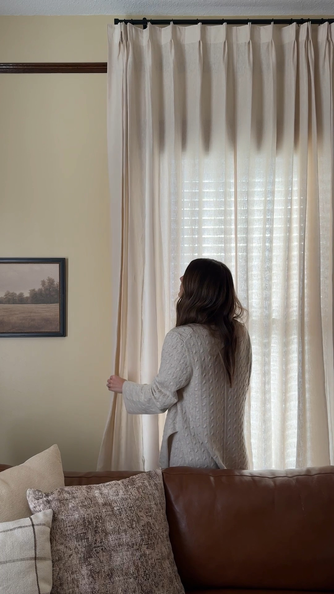 Recently hung @twopagescurtains and they're exactly what the living room needed. Love this space so much! 

Linked on LTK + details below 🔗
• patti premium linen curtain 
• pleated
• color 'natural'
• unlined, no memory training 

You can use code ASHTONROUSE for 26% off 🤎
#twopageshome #twopagescurtains 

#LTKHome