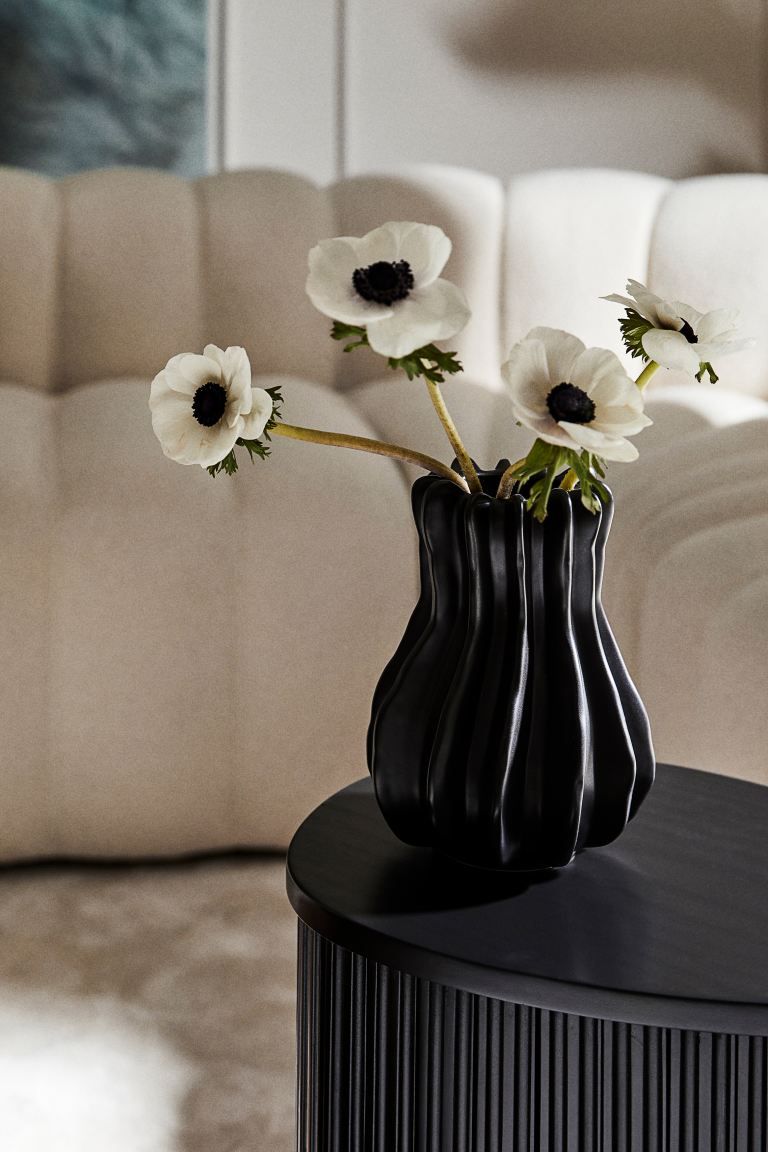 Stoneware Vase - Black - Home All | H&M US | H&M (US + CA)