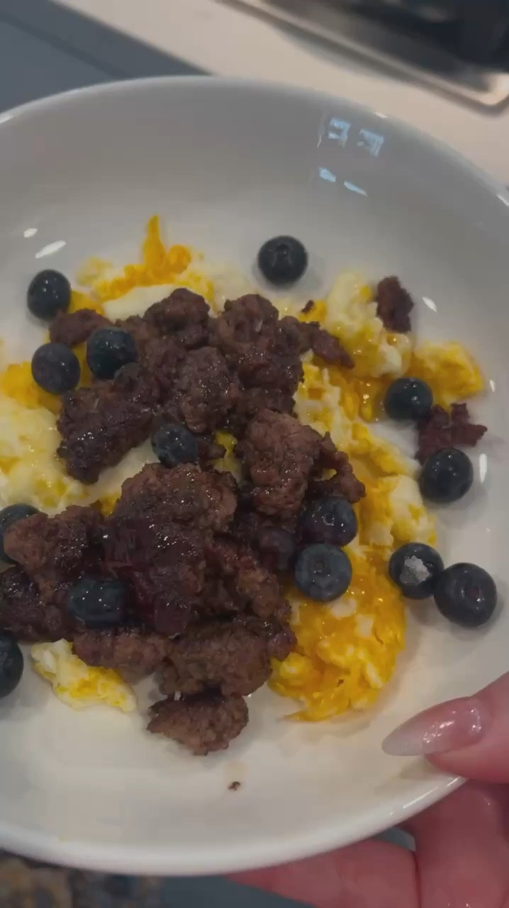 Carnivore Diet Inspired 
High Protein Breakfast Bowl 🥩☀️

- cook up 2 pasture raised eggs to your liking; I prefer scrambled or over easy
- brown up 4 oz of grass fed beef; I like to get my edges crispy.. reminds me of breakfast sausage that way!
- assemble your bowl starting with the eggs
- then layer on beef 
- drizzle some raw, local honey (weird combo at first I know but it’s like syrup if you think about it that easy; a little sweet and savory!) such major health benefits
- top with some blueberries for antioxidants 

ENJOY! 
This is 33g of protein 420 calories; 30 cals come from the honey so if you’re more restrictive opt out but it’s delicious I promise and health benefits are worth it! 

Great part about this is you can cook your beef ahead of time and meal prep these either precooking eggs as well or cooking eggs fresh each morning then tossing in your precooked beef to reheat in the same pan! 

This meal kept me full and satiated for almost. SEVEN HOURS before I even thought about feeling peckish. That’s huge for me! I literally set a timer and was amazed at how full I felt all day without any bloating, fatigue or brain fog. 

Thinking about easing my way into carnivore diet - would you ever try it? 💪🏼🥩👀

#LTKHome #LTKFitness #LTKWatchNow