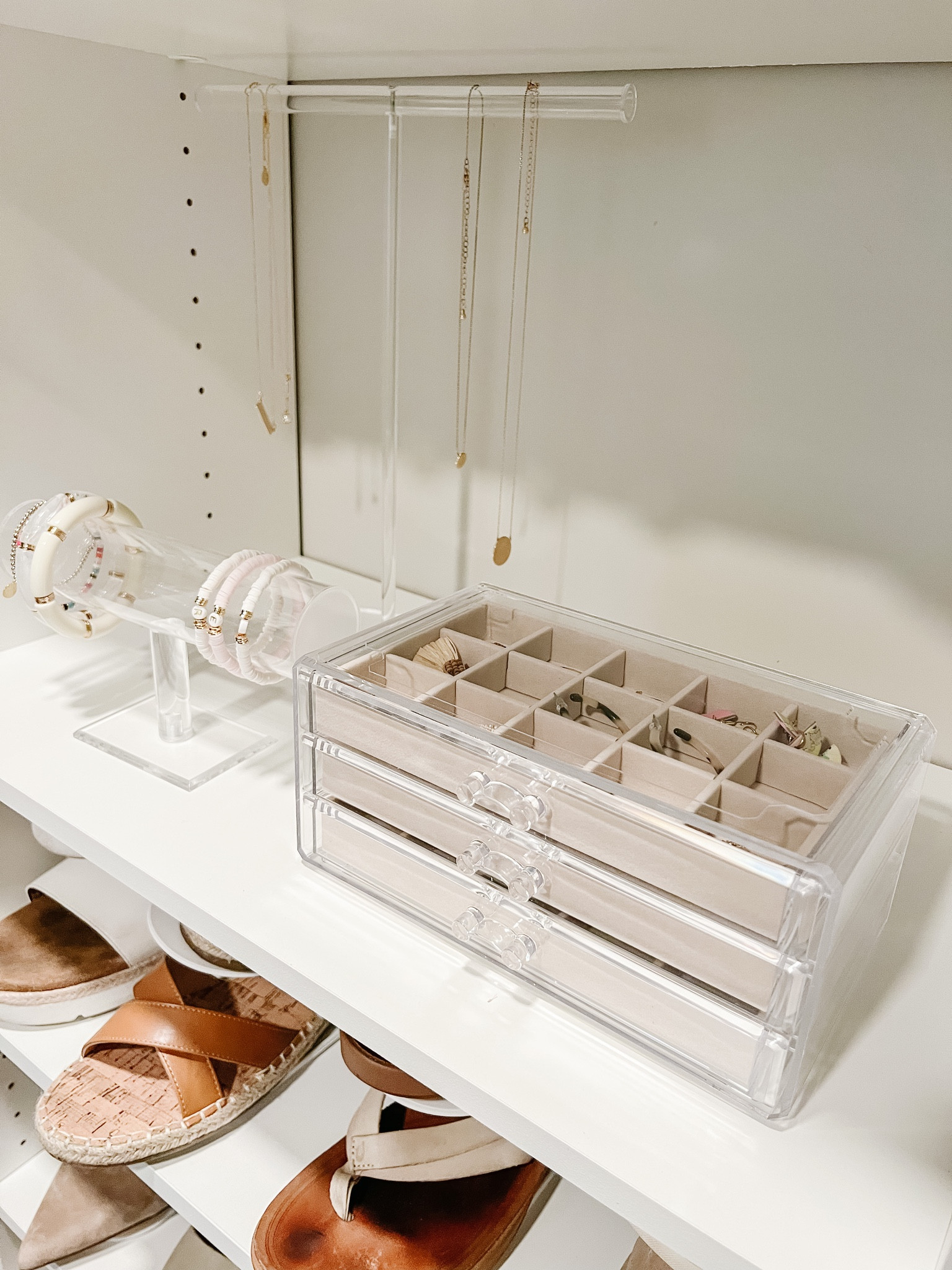 Amazon Closet Organization - Amazon organization - home organization



#LTKhome