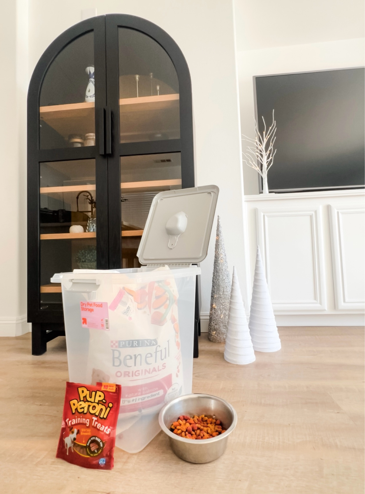 Keep your pups food stored fresh, their skin moisturized and coats soft in the new year! #dogfood #petfood #pupspicks #petschoice #dogmom #dogtreats #salmondogfood #ltkpet #ltkhome #ltkchristmas #newyear #target #walmart 

#LTKFamily #LTKHome #LTKHoliday