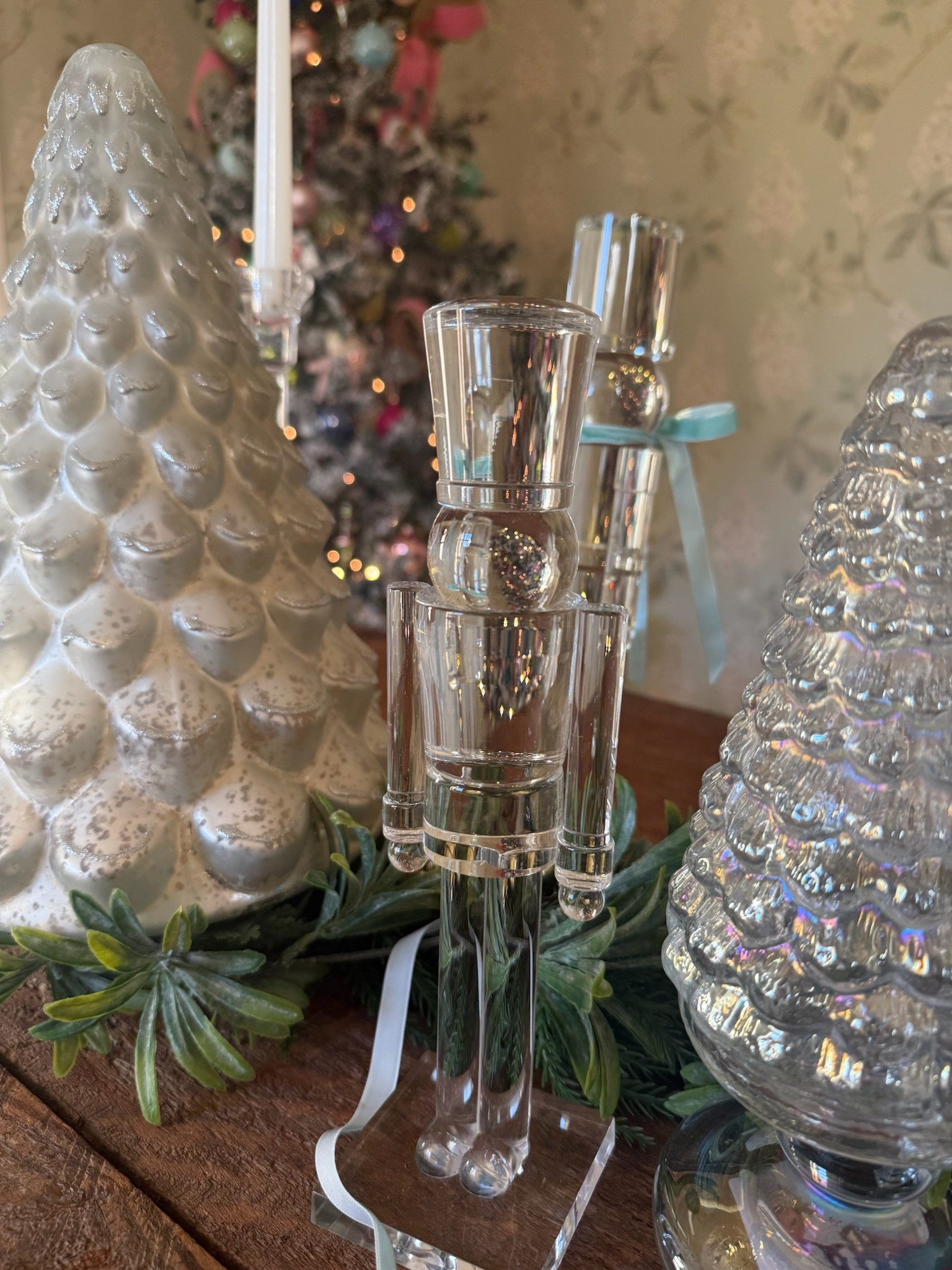 Found more acrylic nut brackets in Walmart!!! Hurry before these sell out too! 

#LTKHoliday #LTKHome #LTKFindsUnder50