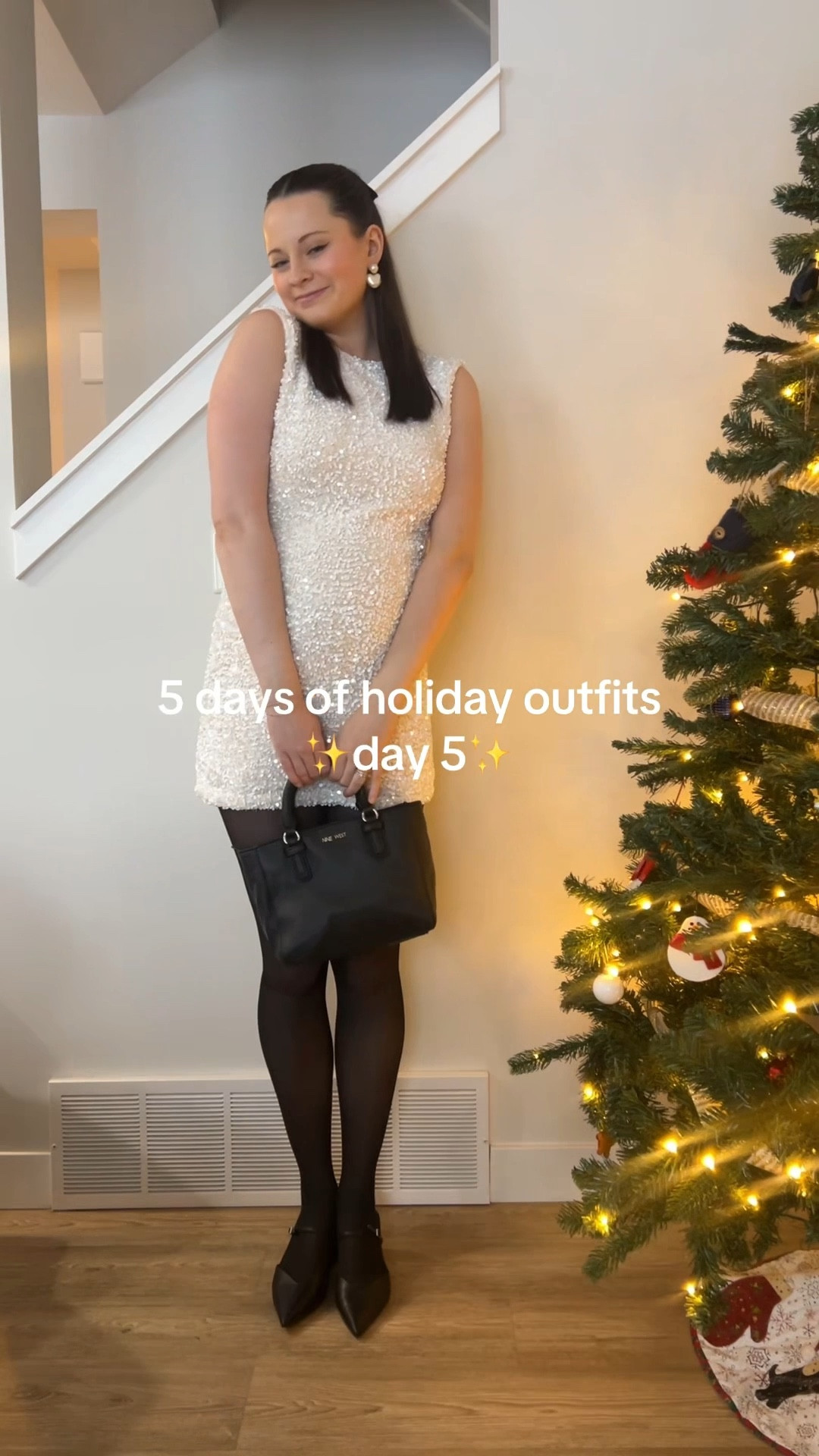 Maternity friendly holiday dress! This little sequined dress makes me feel like a sparkly snowflake

#LTKcanada #LTKmaternity #LTKwinter