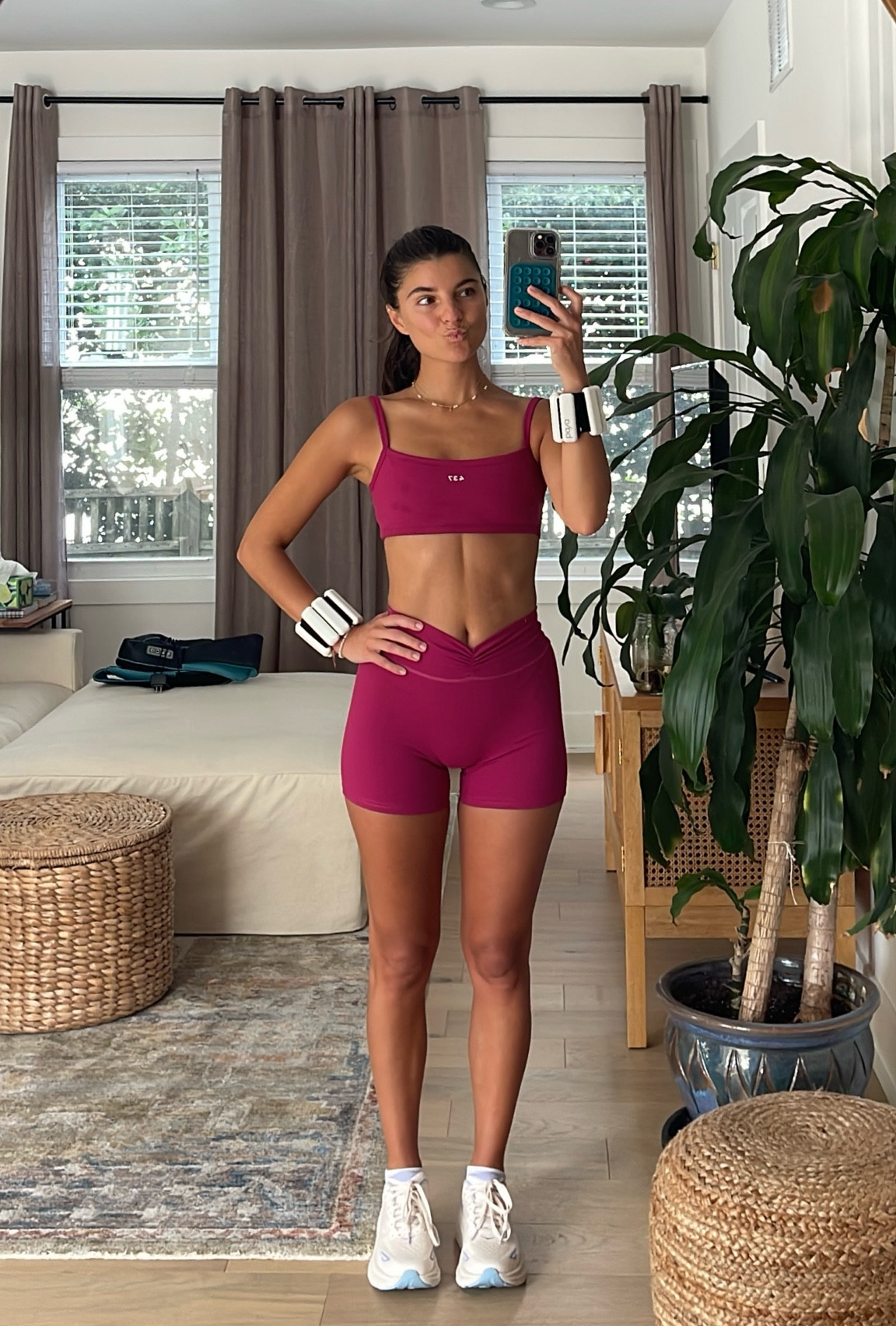 set (xs) - so comfy, has good hold but not suffocating
linking wrist weights too 

#LTKActive #LTKSeasonal #LTKFindsUnder100