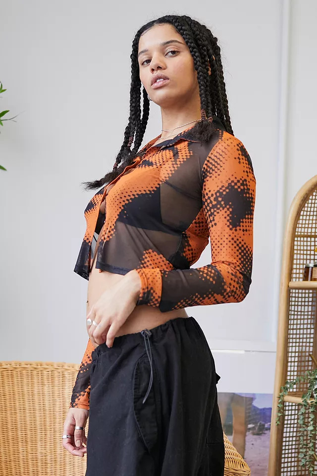 UO 70s Poster Print Mesh Shirt | Urban Outfitters (EU)