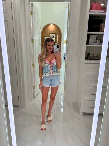 We are having family over for a pool day! Wanted to link up this cute summer outfit!! (wearing size XS in tank, shorts are old from zara but linking similar)

Summer outfit, summer style, free people floral top, denim shirts, sandals 

#LTKFindsUnder50 #LTKFindsUnder100 #LTKStyleTip