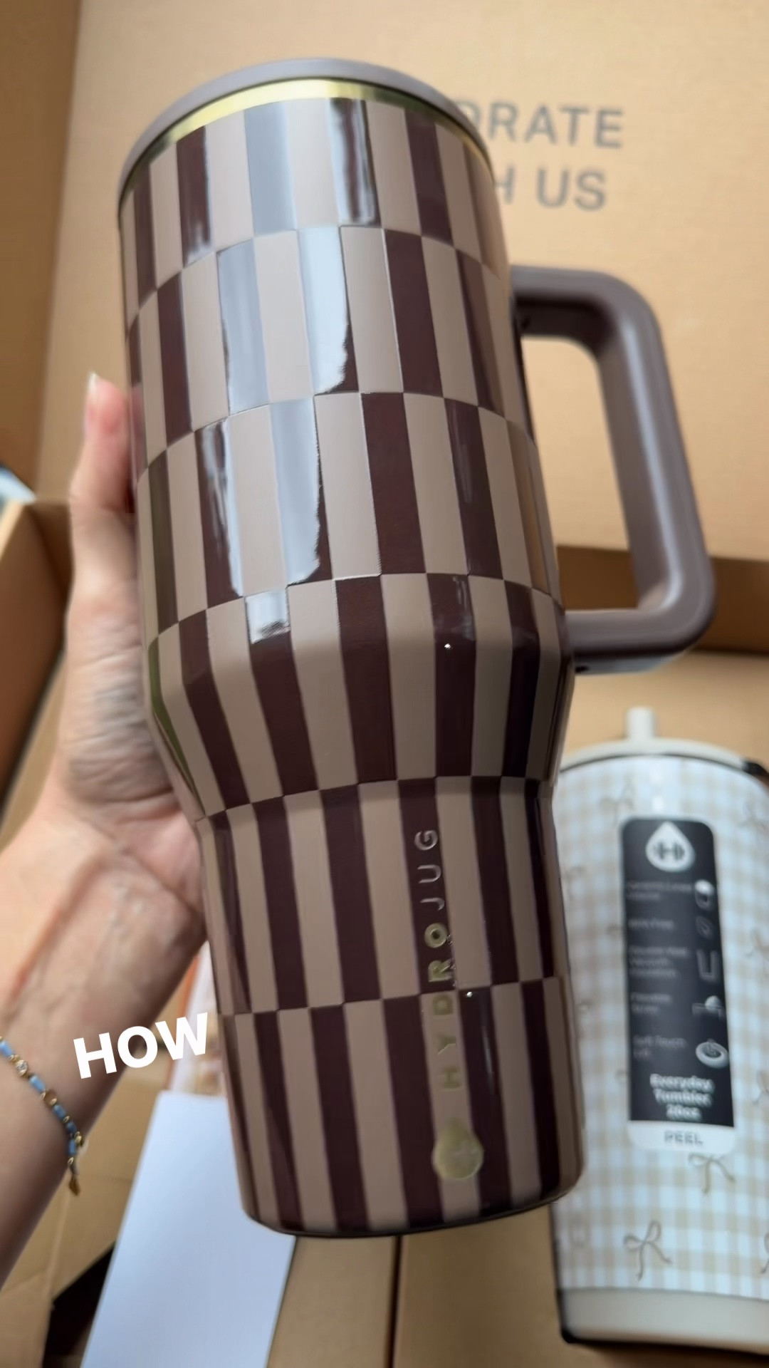 By far the cutest @HydroJug for fall!!

#LTKOver40 #LTKdayinmylife #LTKmomlife
