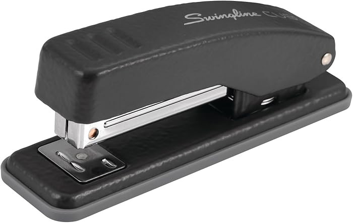 Swingline Stapler, Cub Compact Desktop Stapler, 20 Sheet Capacity, Metal, Matte Black (S701068) | Amazon (US)