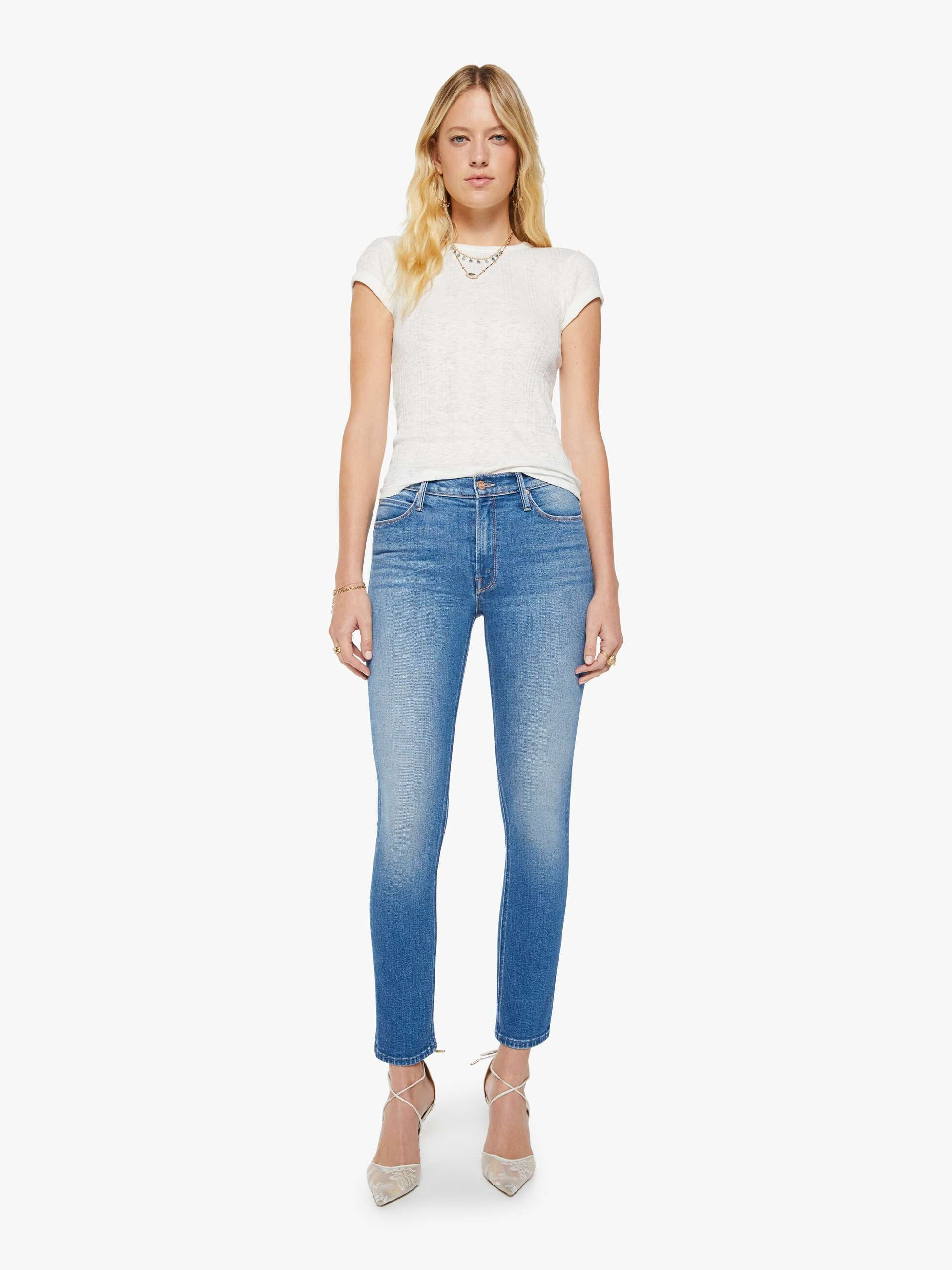The Mid Rise Dazzler Hover - Kissing The Caddy | Mother Denim