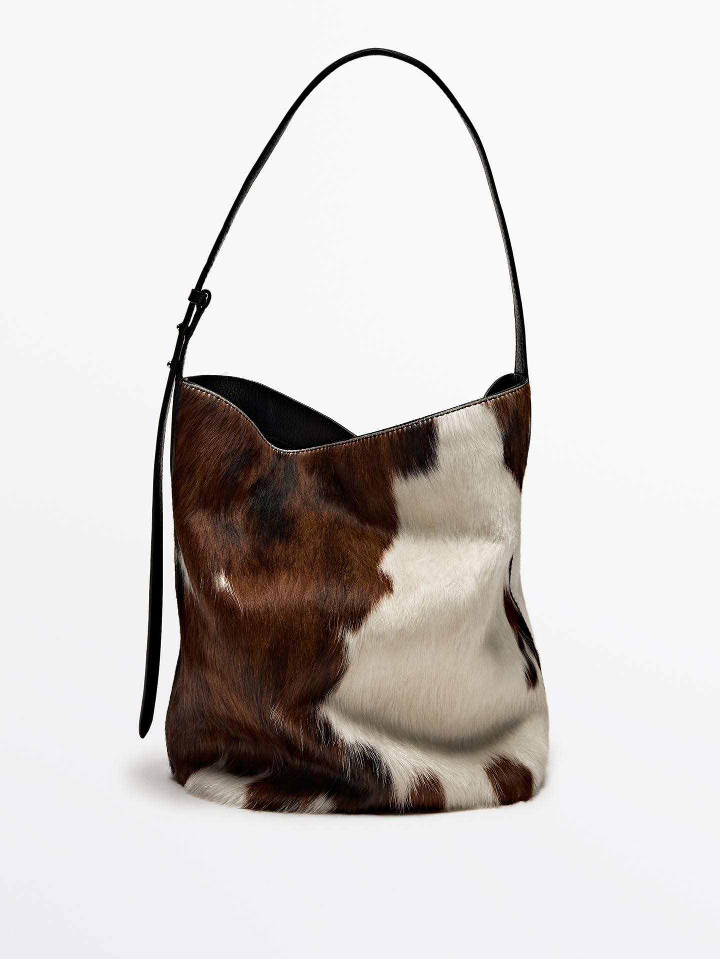 Animal print hair-on leather bucket bag | Massimo Dutti US