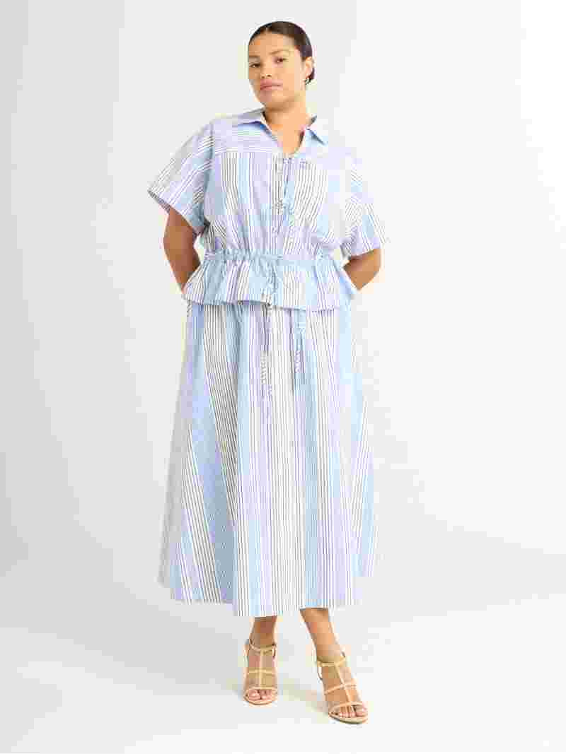 Free Assembly Women's and Women's Plus Bow Front Cotton Utility Shirt with Short Sleeves, XS-4X | Walmart (US)