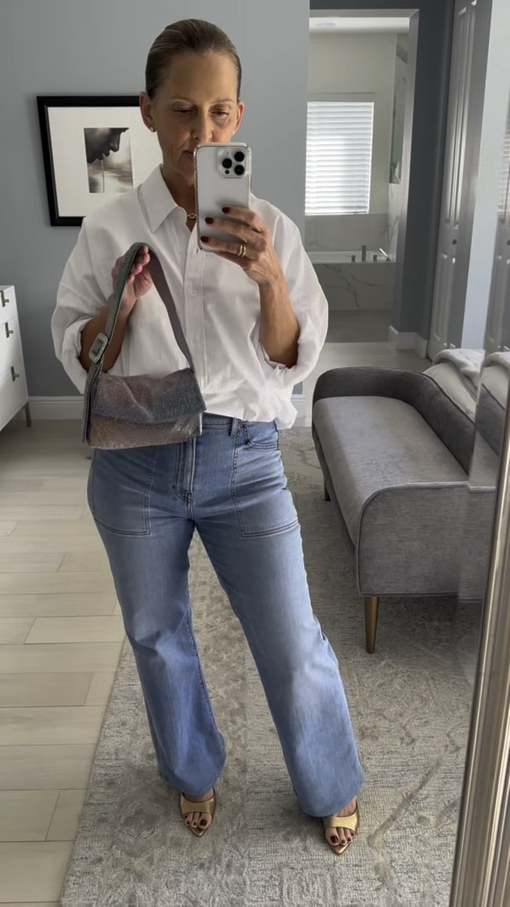 This sparkly bag is perfect for all seasons, and a go-to brand for my client’s evening bags (although I would definitely do this daytime as well)! 

#LTKitbag #LTKstyletip #LTKover40