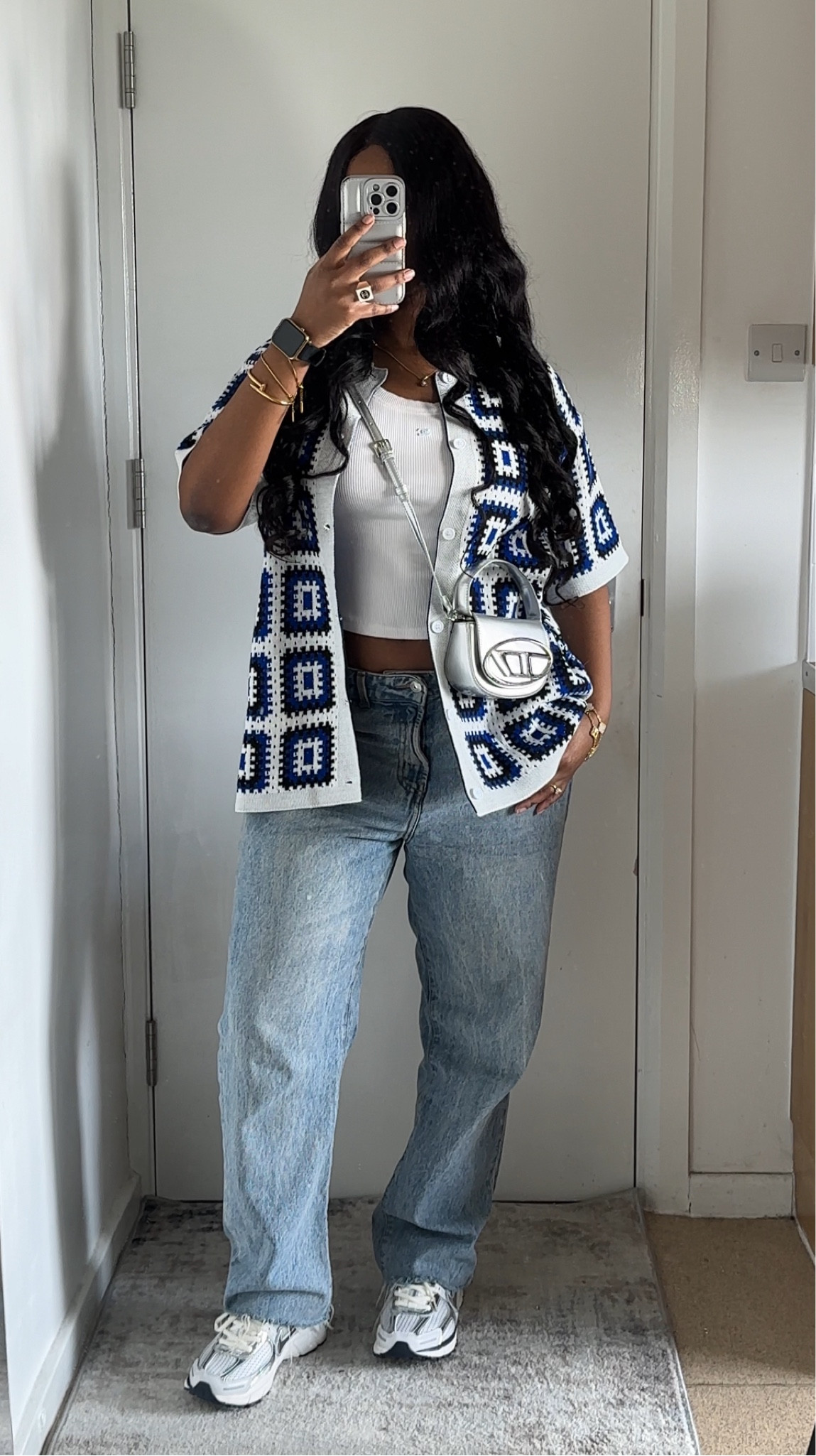 Crochet knit shirt: Size S
Tank top: size M
Bag colour option: #15 12.5cm
Shoes: size up a size 


#LTKstyletip #LTKSeasonal #LTKitbag