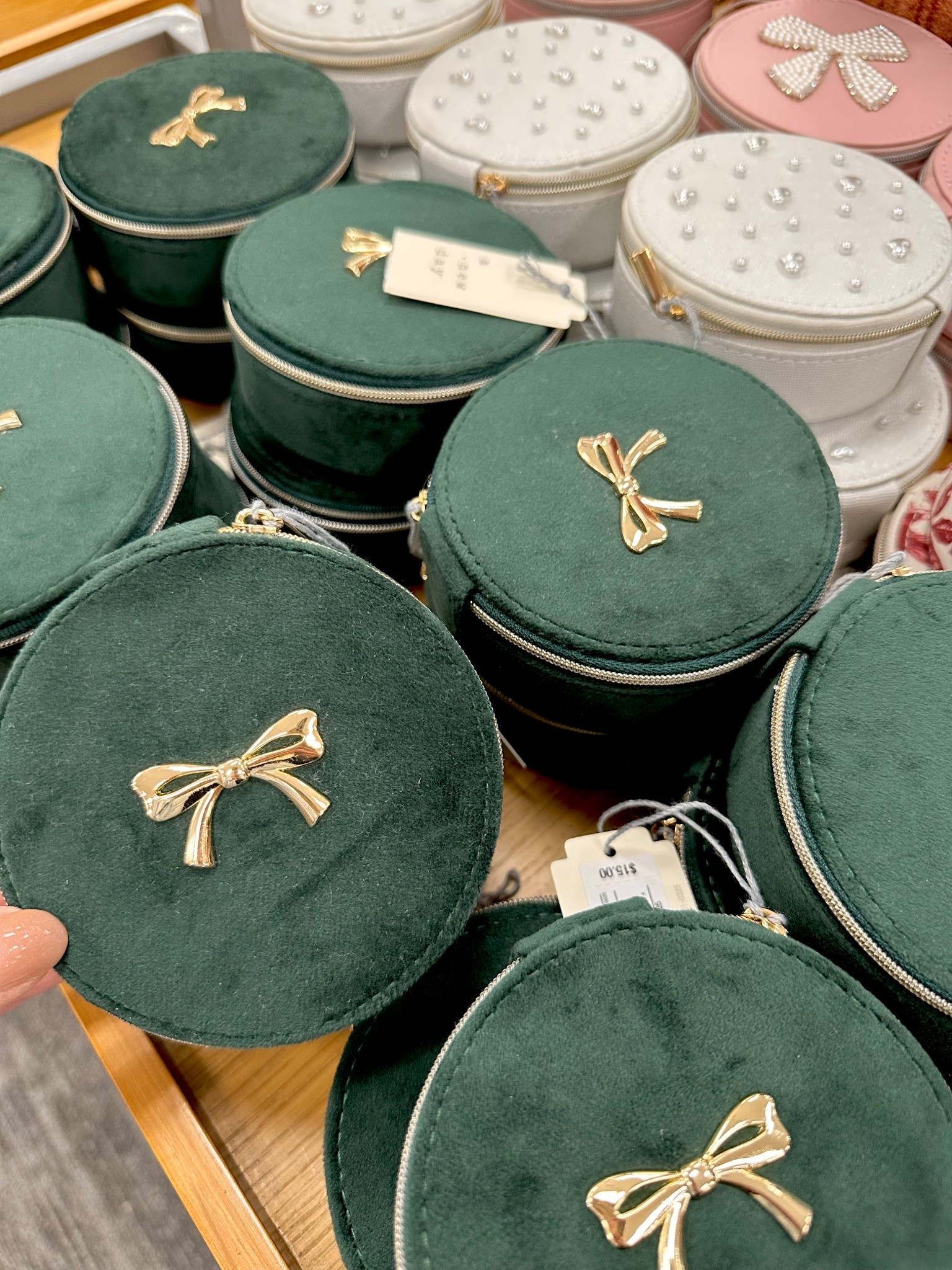 40% off ends today! 

#LTKSaleAlert #LTKGiftGuide #LTKSeasonal