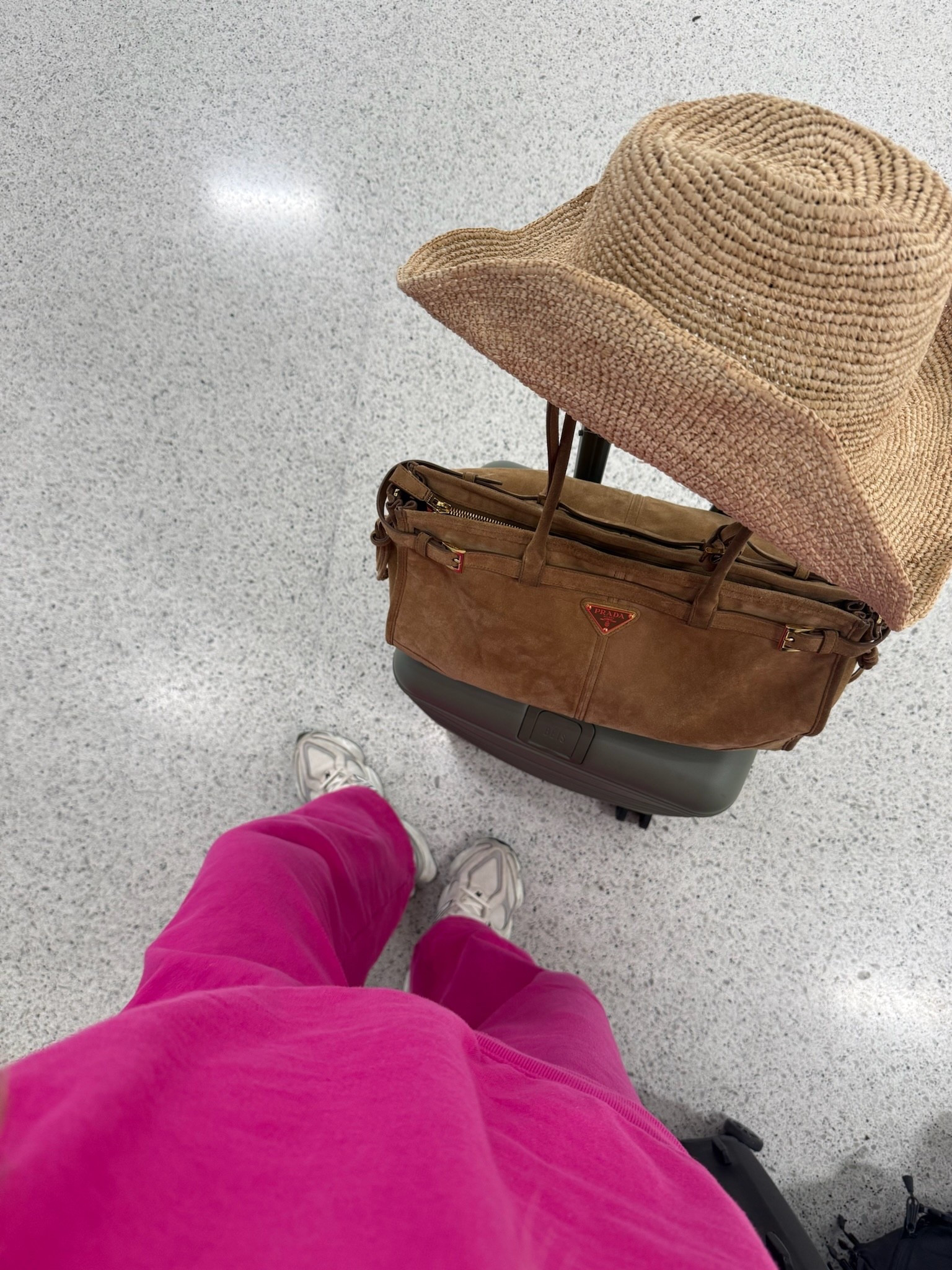 A few travel day staples!

#LTKootd #LTKmomlife #LTKTravel