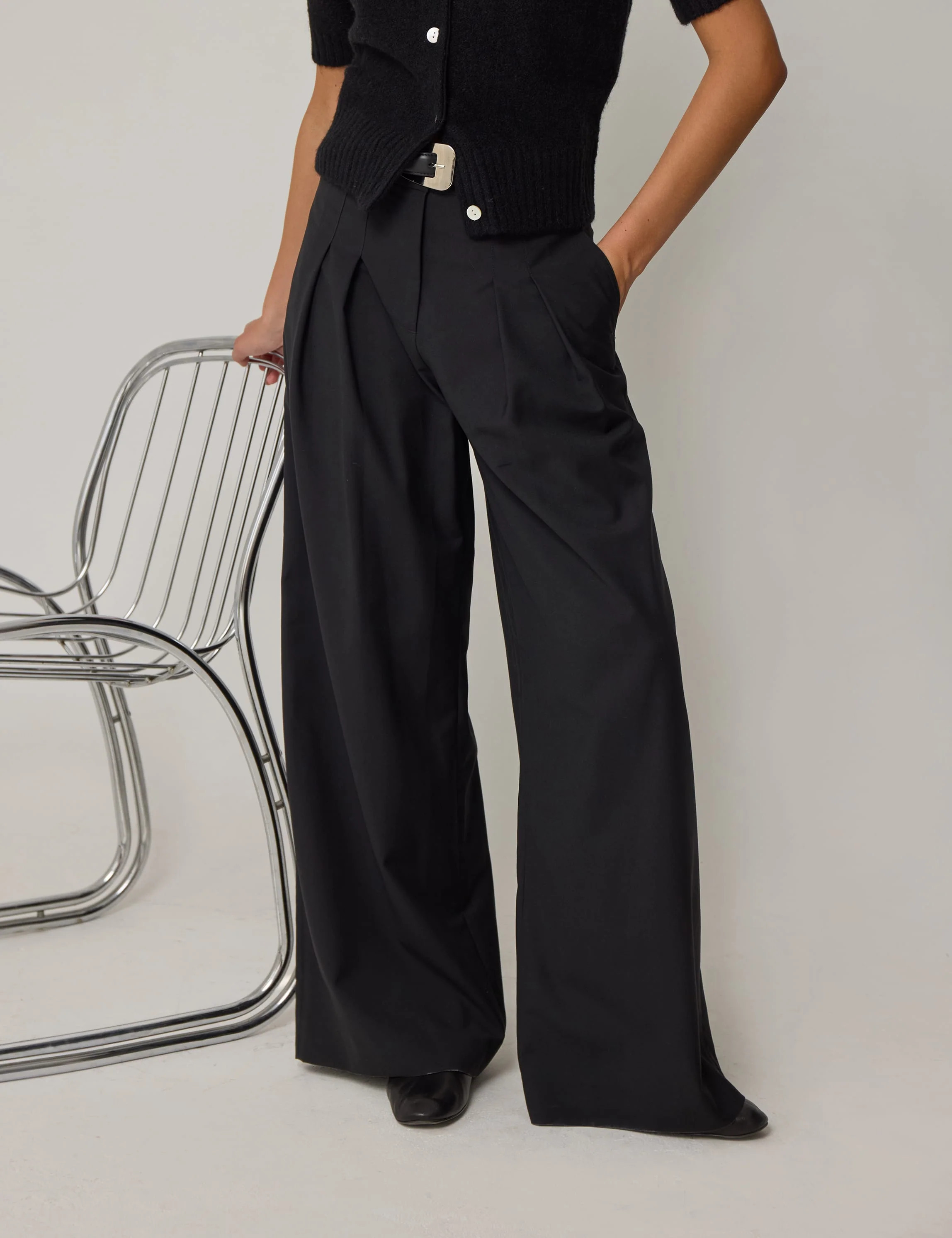 THE SIGNATURE WIDE LEG TROUSERS - BLACK | WAT The Brand