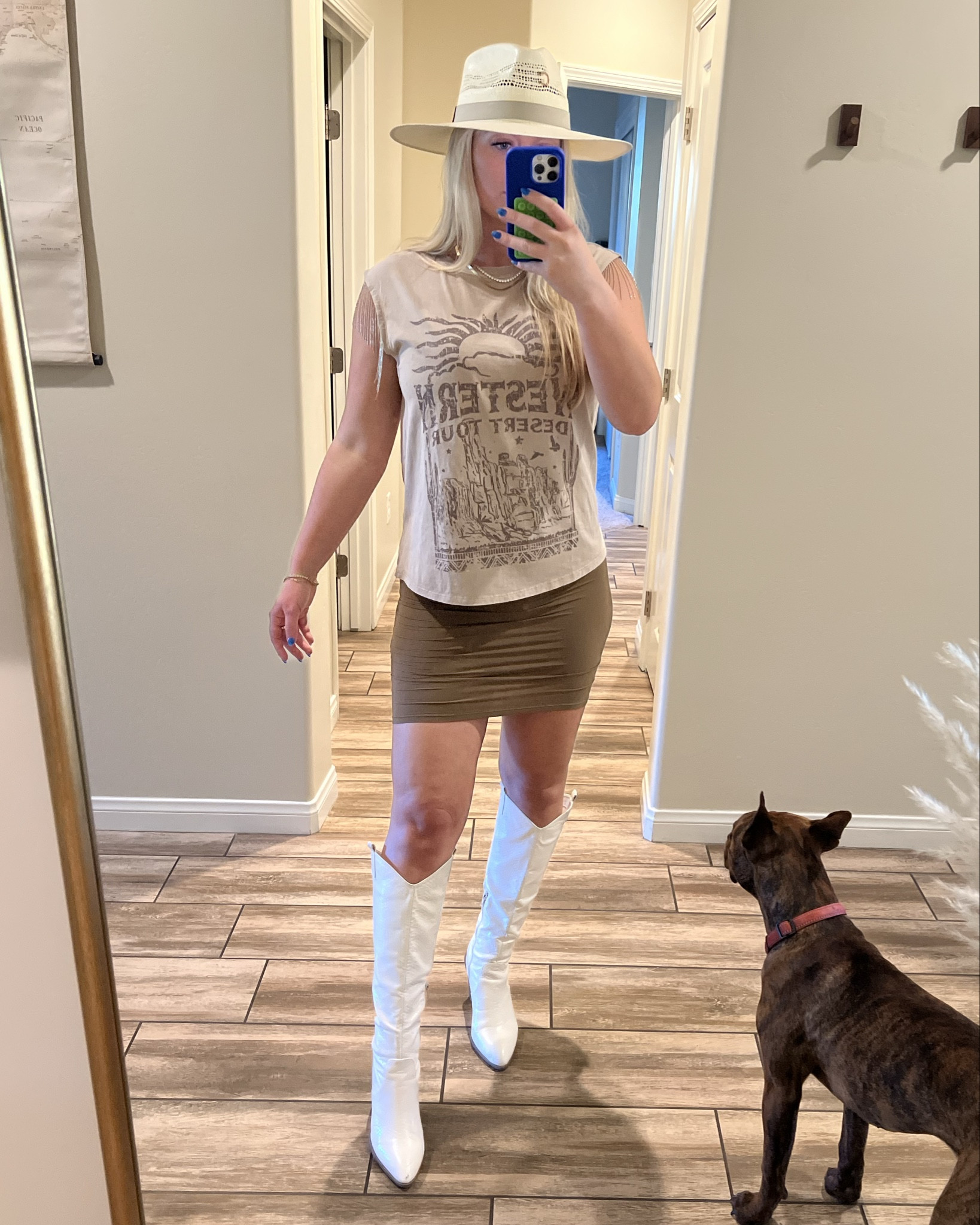 Summer concert szn! White boots, SKIMS dress, Charlie 1 Horse hat (my fav) and a graphic t!!

#LTKFestival #LTKTravel #LTKBeauty