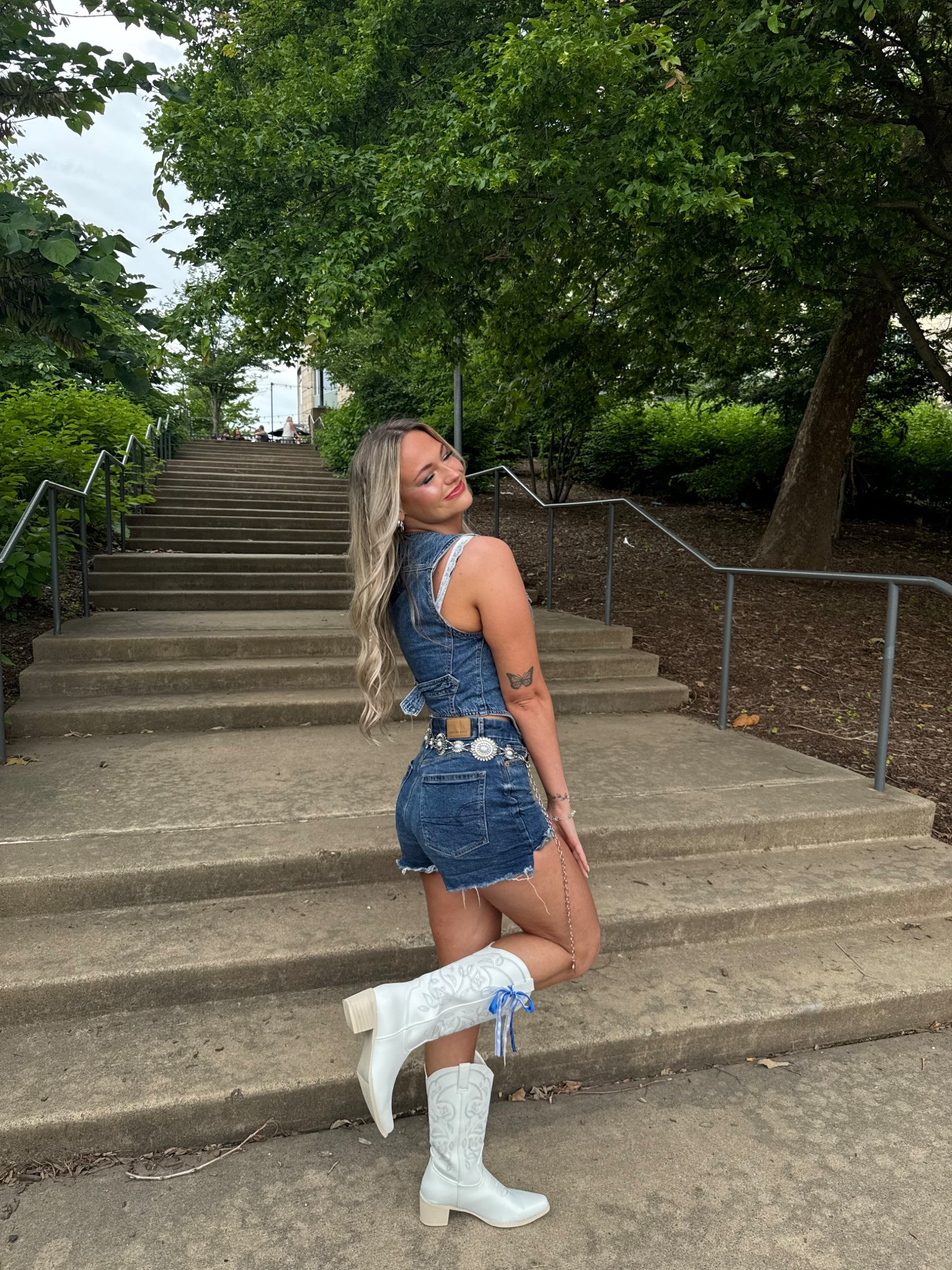 Megan Moroney concert outfit 🎶🎵🎸

#LTKU #LTKPetite #LTKStyleTip