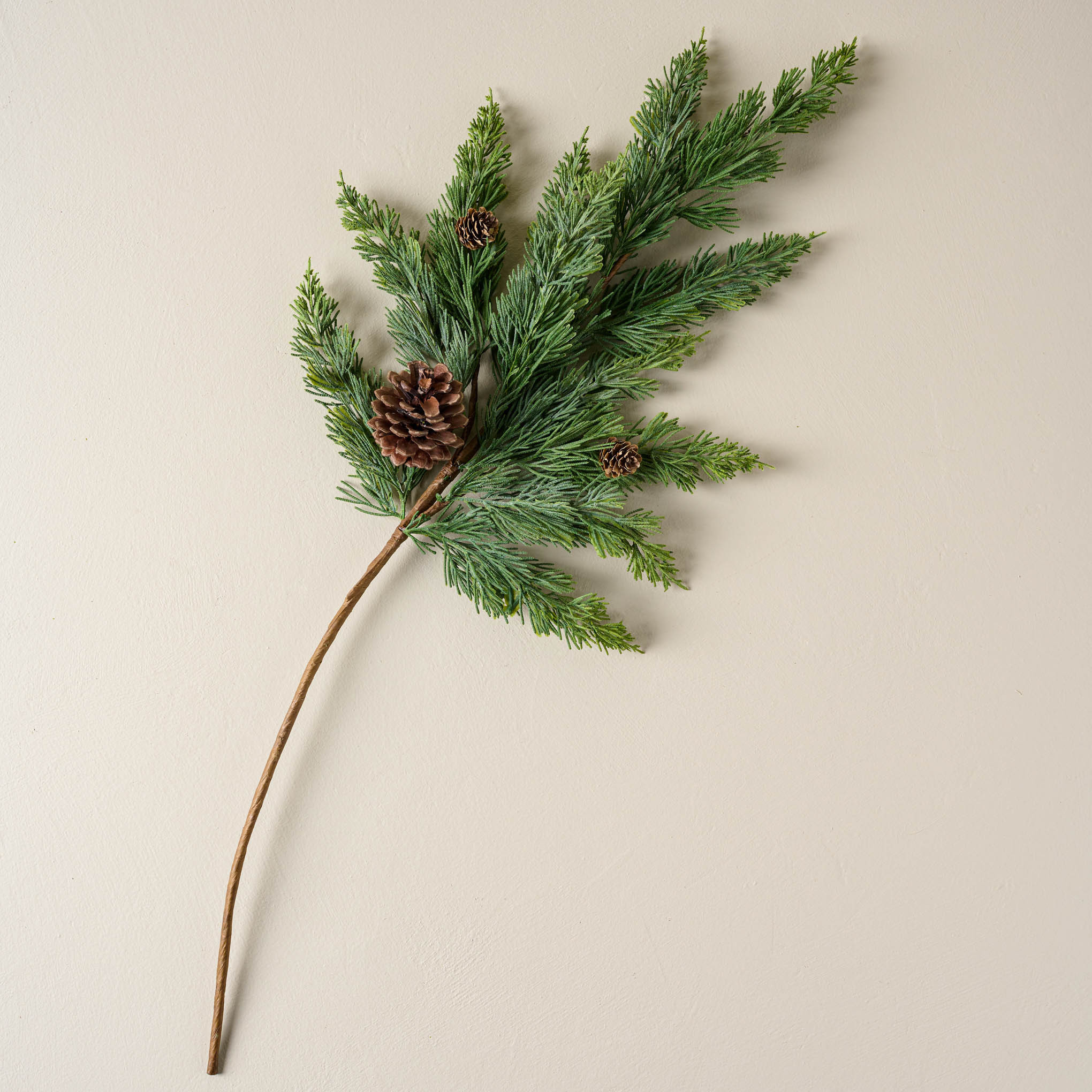 Maeve Pine Spray | Magnolia