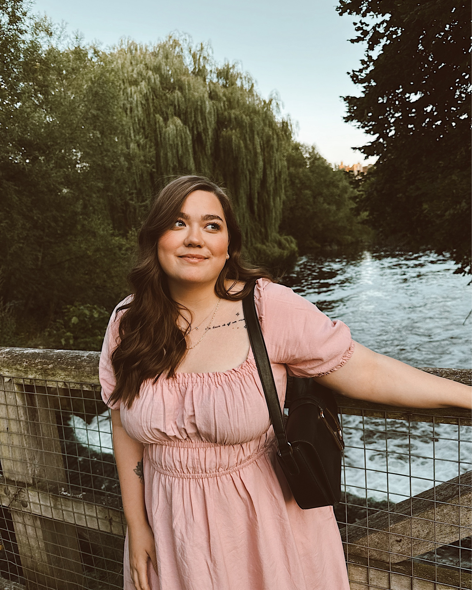 Pink dresses and sunsets are my new favorite thing ✨💕

#midsize #autumnfashion 

#LTKdatenight #LTKcurves #LTKmidsize