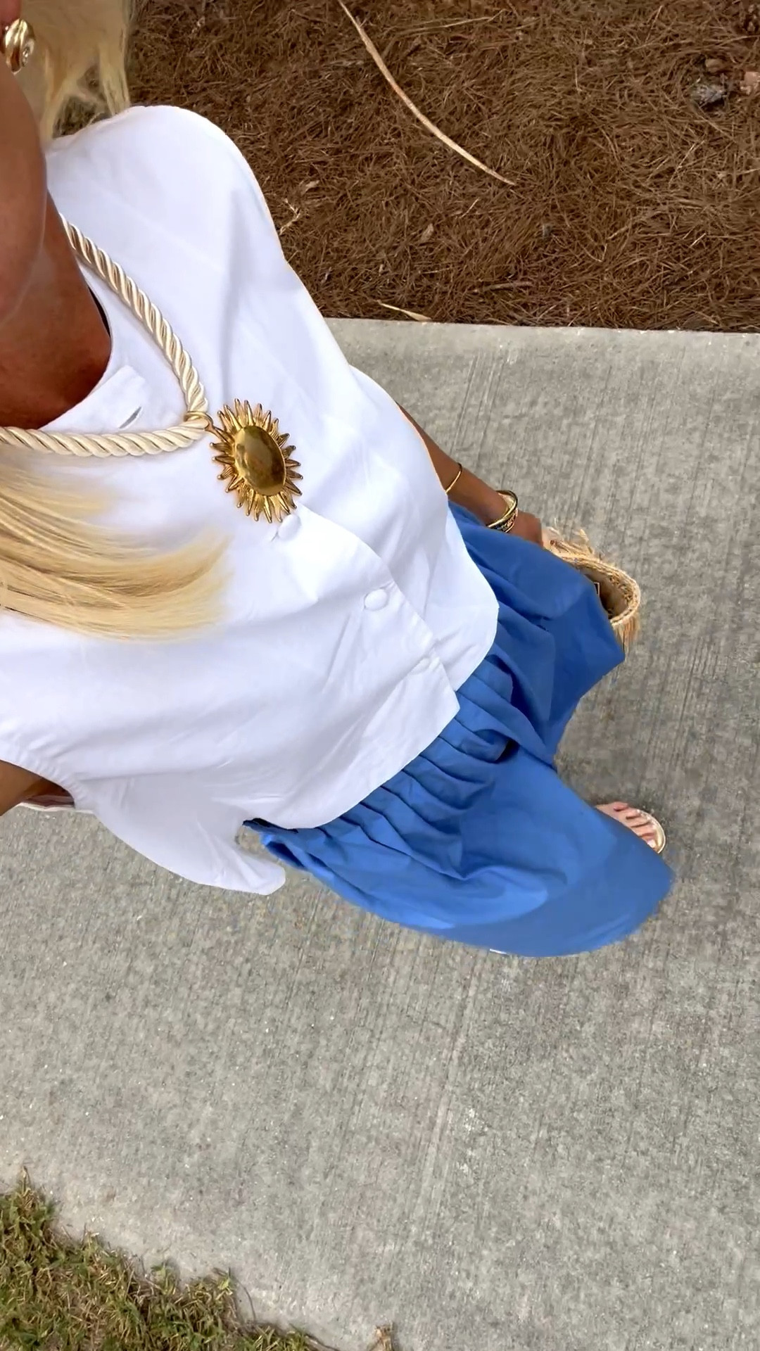 My favorite piece from Julia Amory just restocked - this cotton poplin perfect summer top. Pairs so well with everything! I’m in a small. 