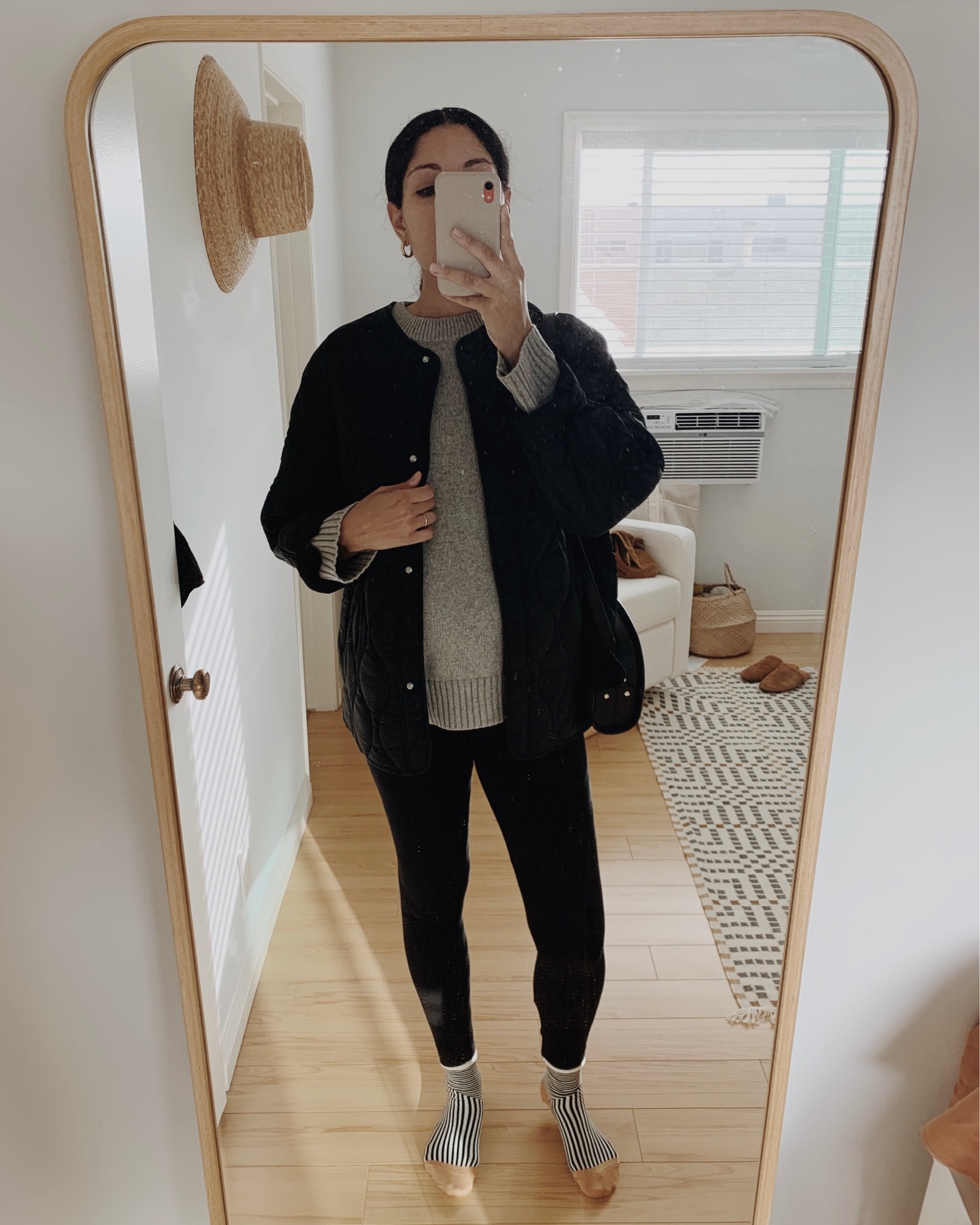 Such an effortless bump-fit. I’m obsessed with this sweater and am tempted to make it the only thing I wear all winter
•
Get 15% off at Jenni Kayne with my code GINAS15 #jennikaynepartner

#LTKbump #LTKHoliday #LTKsalealert