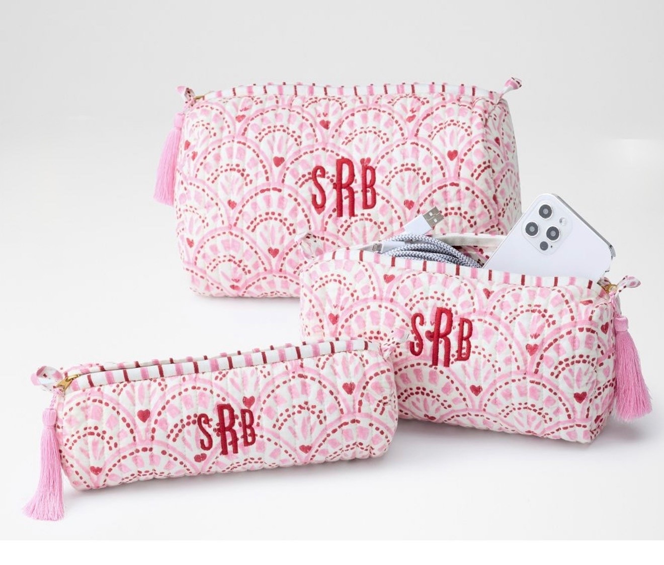 BLOCK PRINT QUILTED COSMETIC POUCH


#LTKSeasonal #LTKTravel #LTKGiftGuide