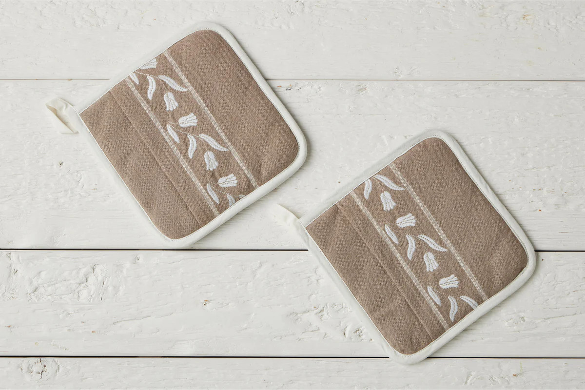 Pot Holder, White Tulip, Set of 2 | etúHOME