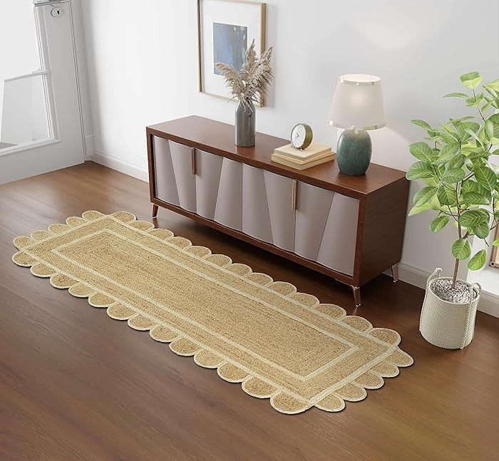 GRUHUM Scalloped Jute Runner Rug 2'6" x 8' ft Natural Base Off White Trim Handwoven Boho Reversib... | Amazon (US)