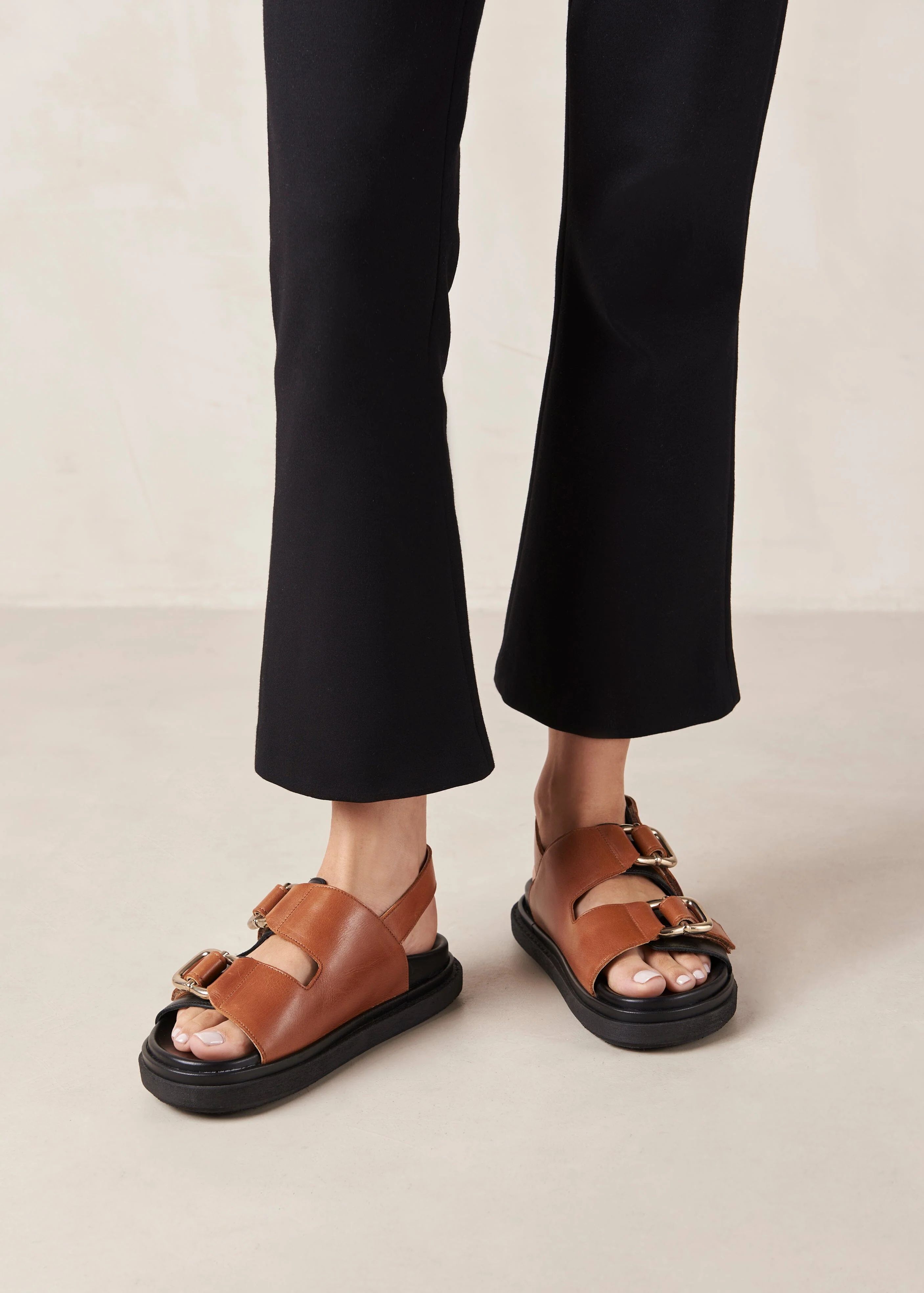 Harper - Black and Brown Leather Sandals | ALOHAS | Alohas FR