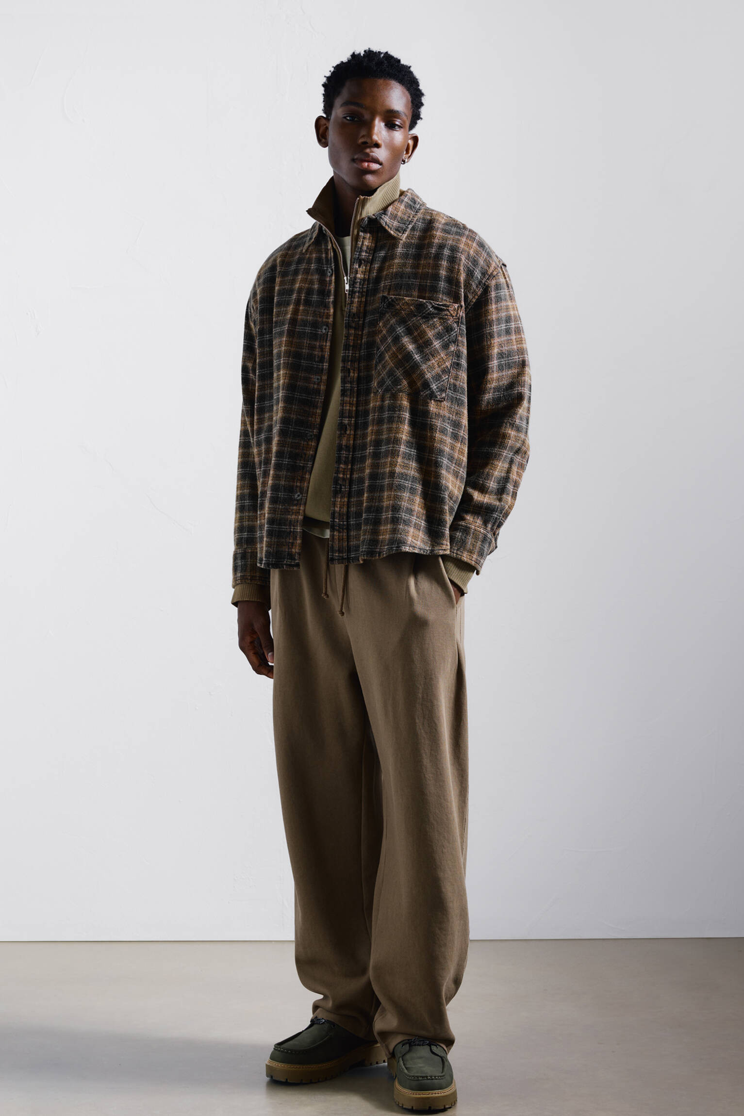 Brown check shirt - pull&bear | PULL and BEAR UK