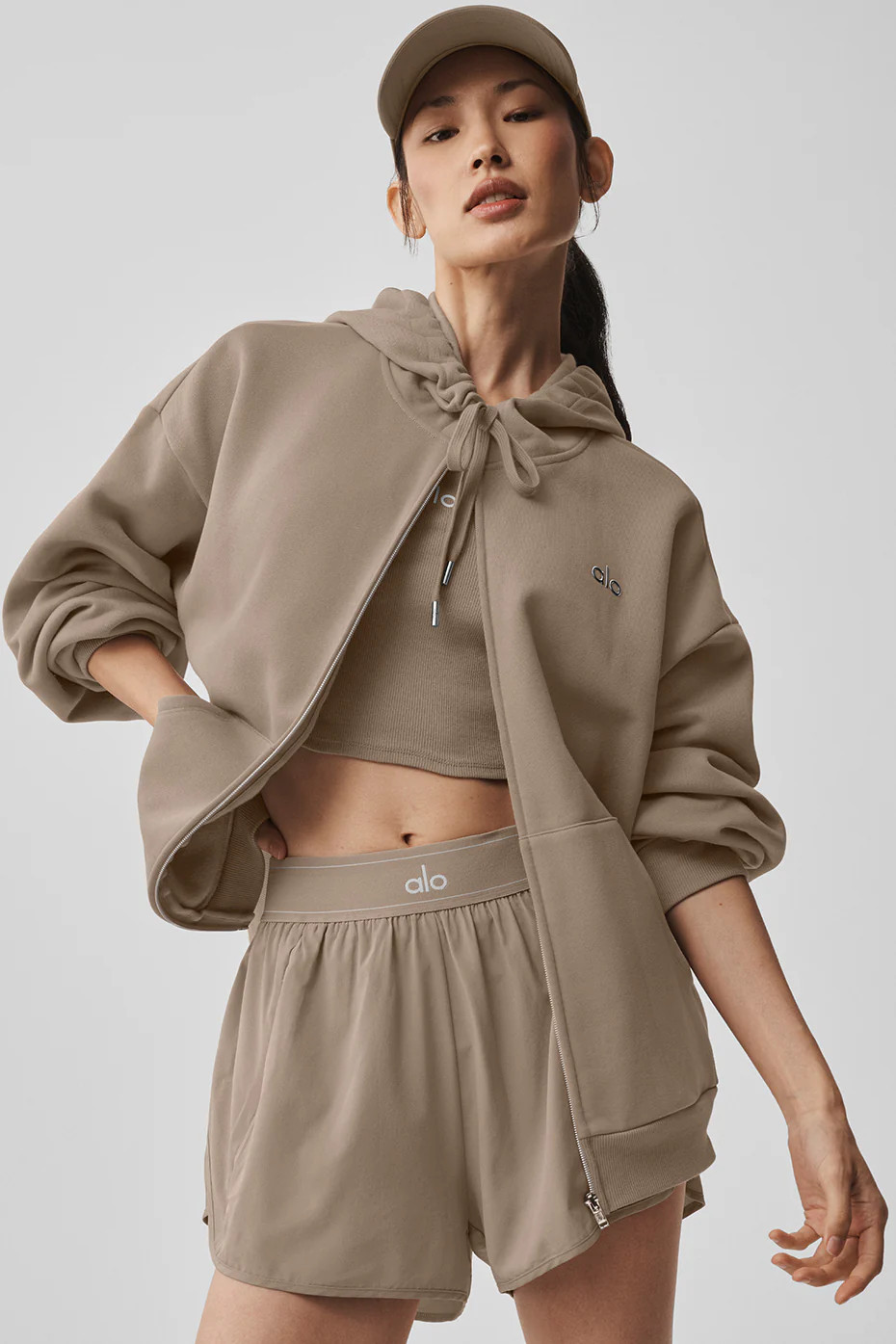 ALO | Accolade Full Zip Hoodie in Gravel, Size: XL | Alo Yoga