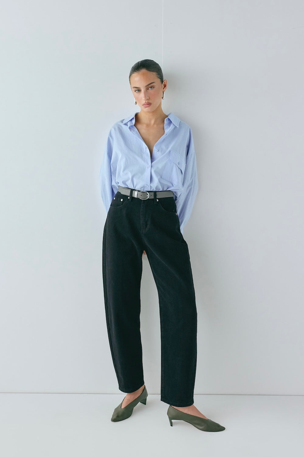 Lex Barrel Denim Jeans Black | VRG Grl