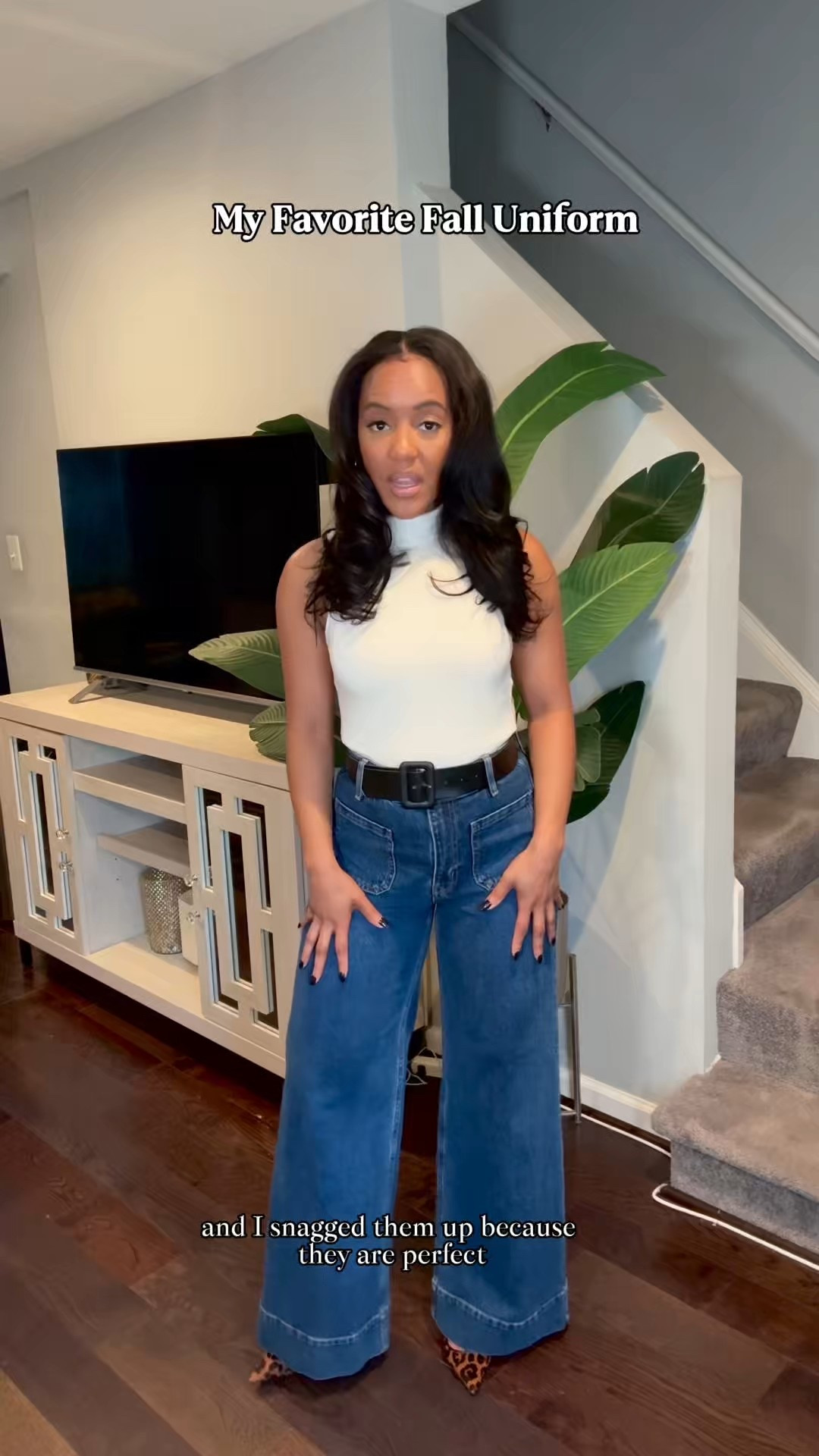 The secret to a strong work uniform? Pieces that mix structure and ease. A sleeveless turtleneck and wide-leg jeans check both boxes. Sharing a few recommendations for this work uniform below. ✨

#LTKWorkwear