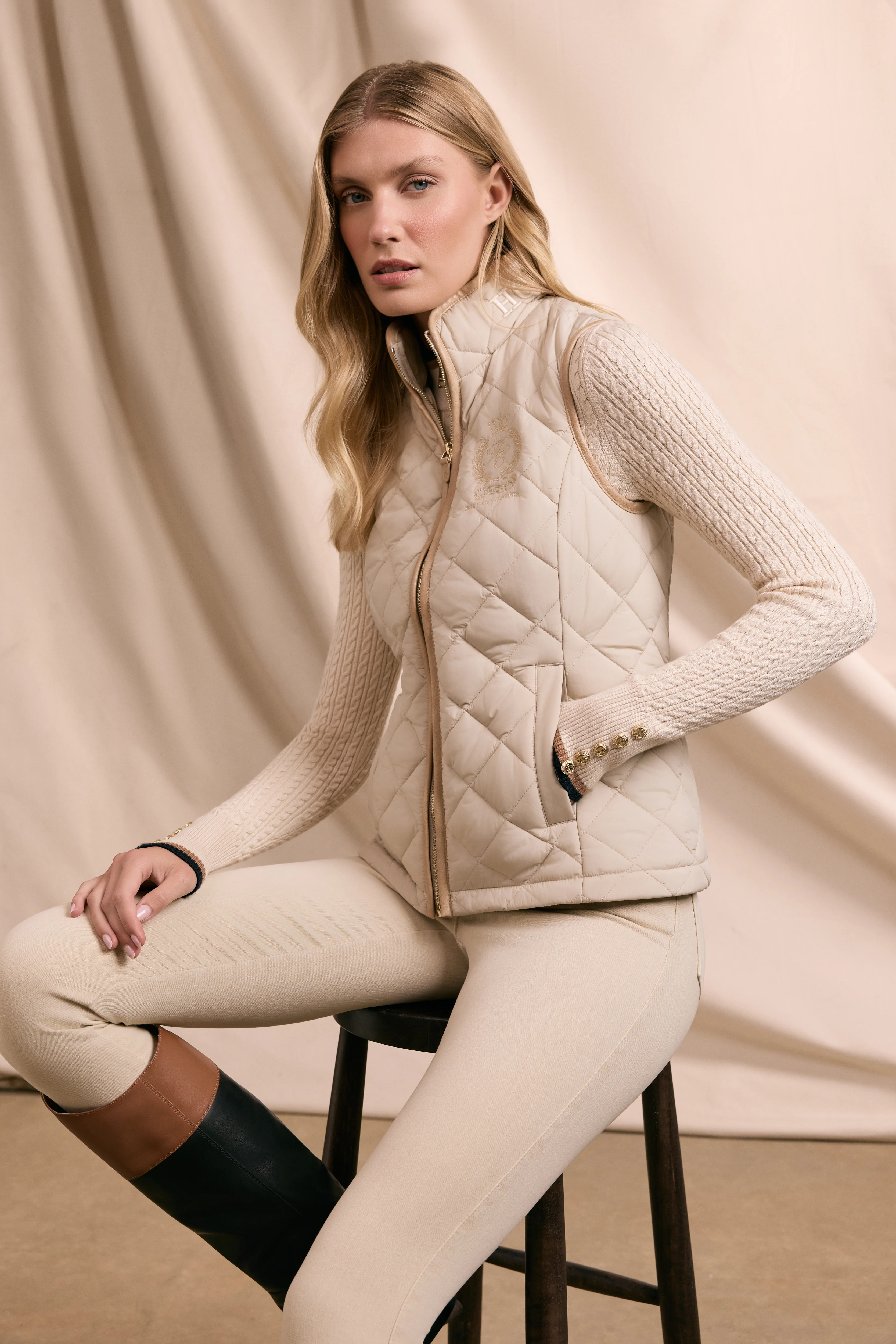 Lightweight Country Gilet (Barley) | Holland Cooper