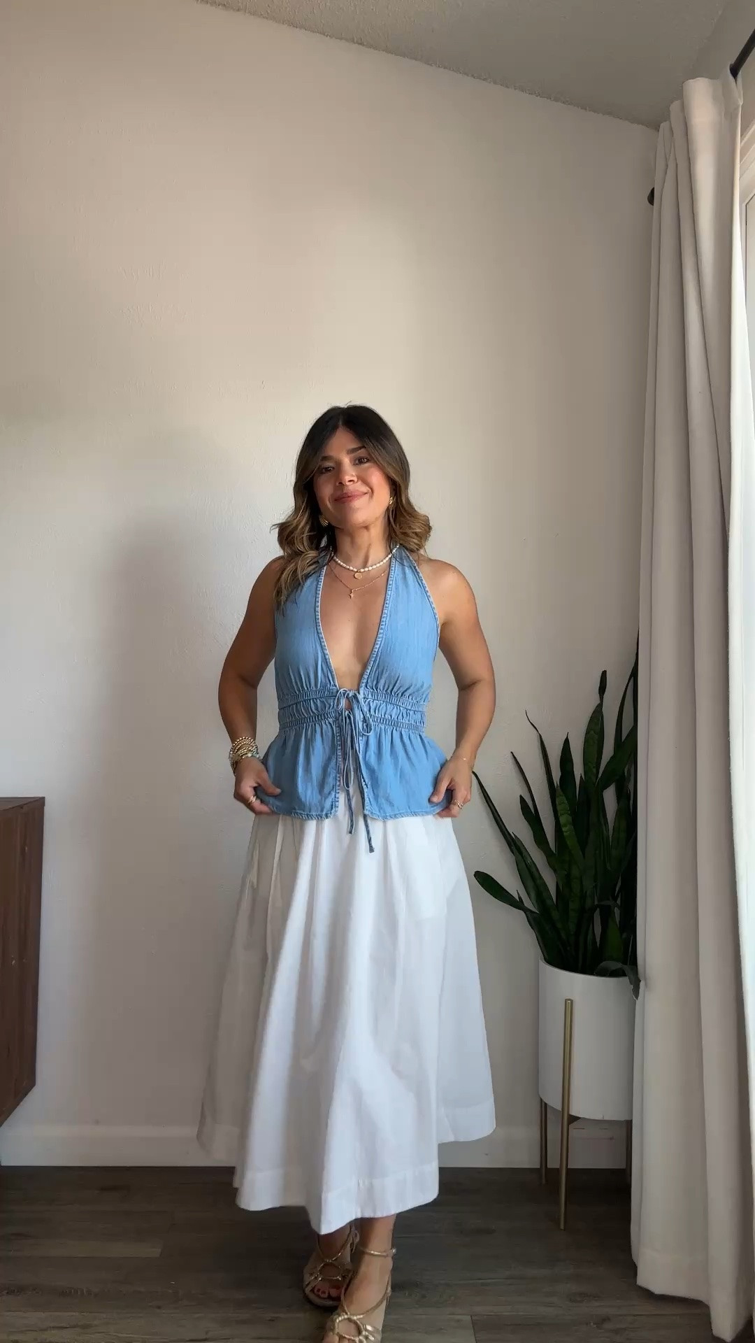 Loving this denim top, it’s so chic and looks so good with so many bottoms. I especially love how it looks with this white midi skirt!
Top size xs
Skirt size xs

#LTKgrwm #LTKSeasonal