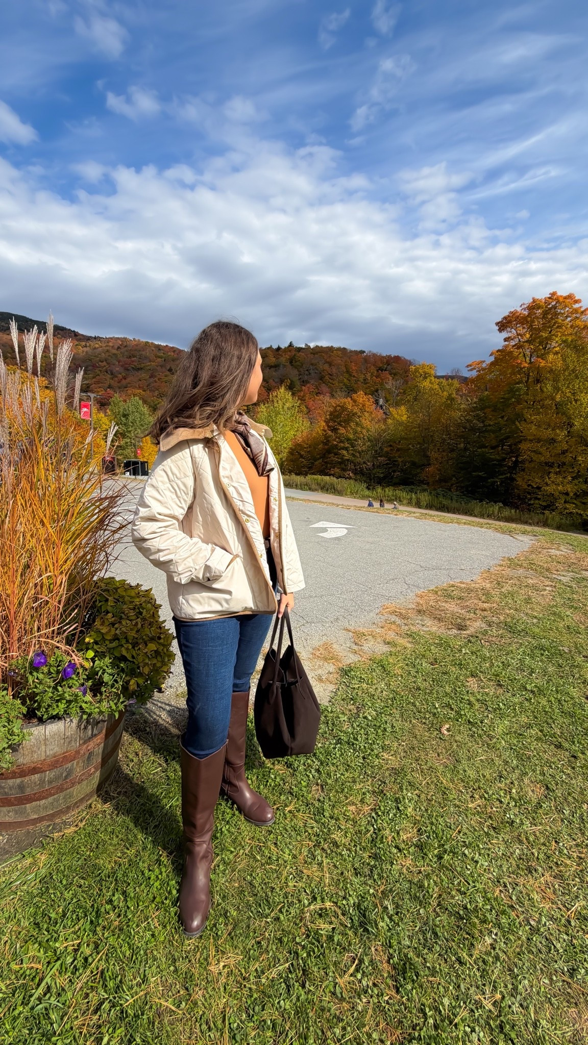 New England outfit, Vermont outfit

Fall outfits, autumn outfits, fall decor, Transitional outfits, Early fall fashion, Nordstrom new arrivals, Amazon fall finds, Teacher outfits, Back-to-school outfits, Football game outfit, Tailgate outfit, Labor Day outfits, Sweater weather, Cardigans, Barrel jeans, Wide-leg jeans, Riding boots