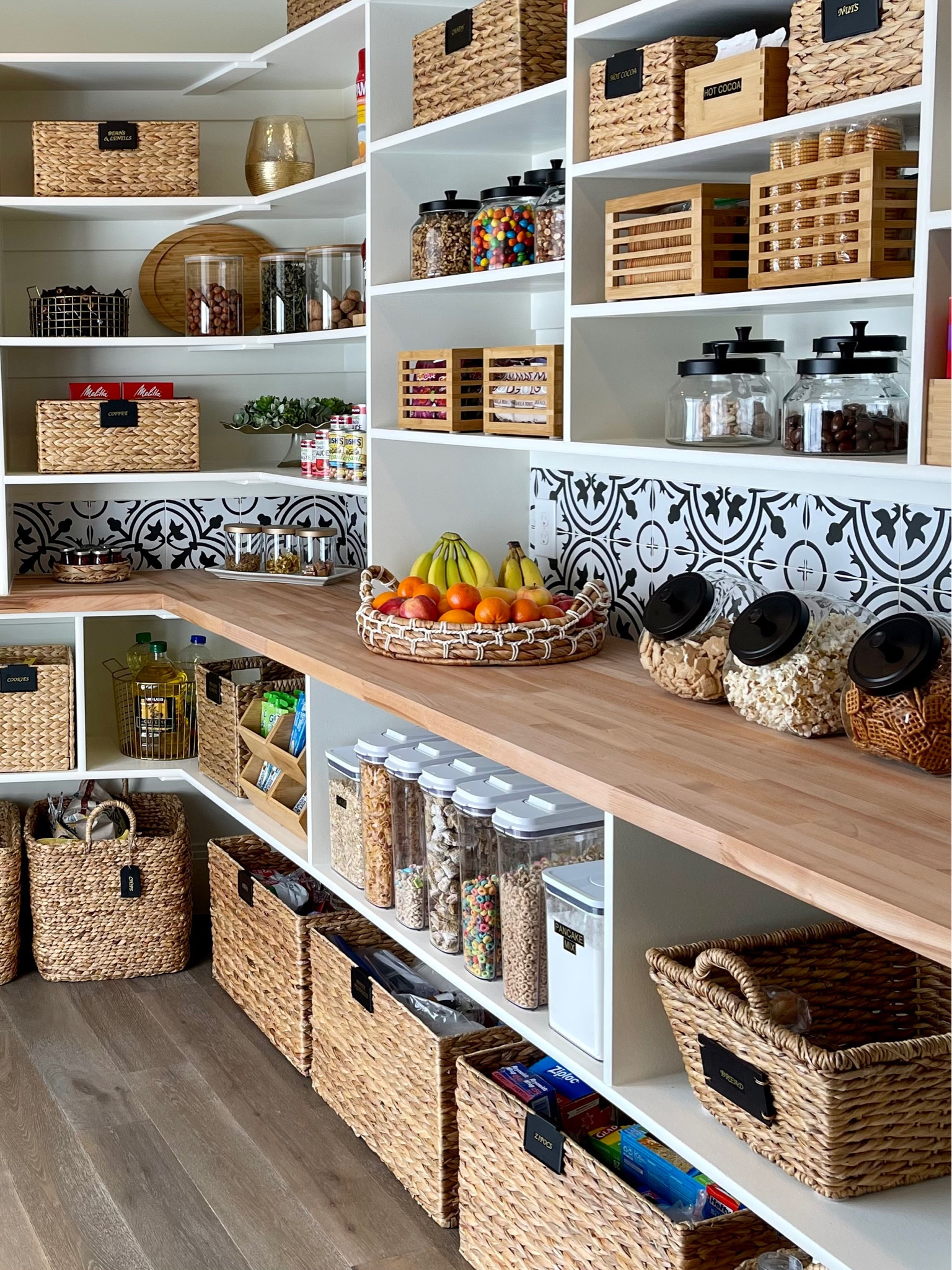 Light, airy, and orderly | We used beautiful, natural and black accents from the Container Store and Amazon! 

#organize #pantry #organizing #home #beautifulpantry #organizedpantry #organizedhome #containerstore #amazon #kitchen 

#LTKstyletip #LTKFind #LTKhome