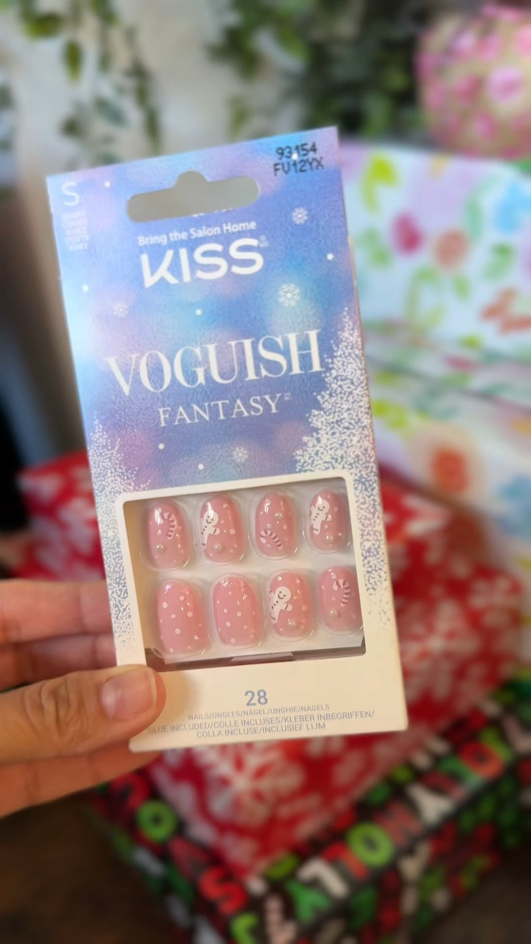 Obsessed with press on nails by Kiss! ❄️⛄️

#LTKFindsUnder50 #LTKHoliday #LTKSeasonal